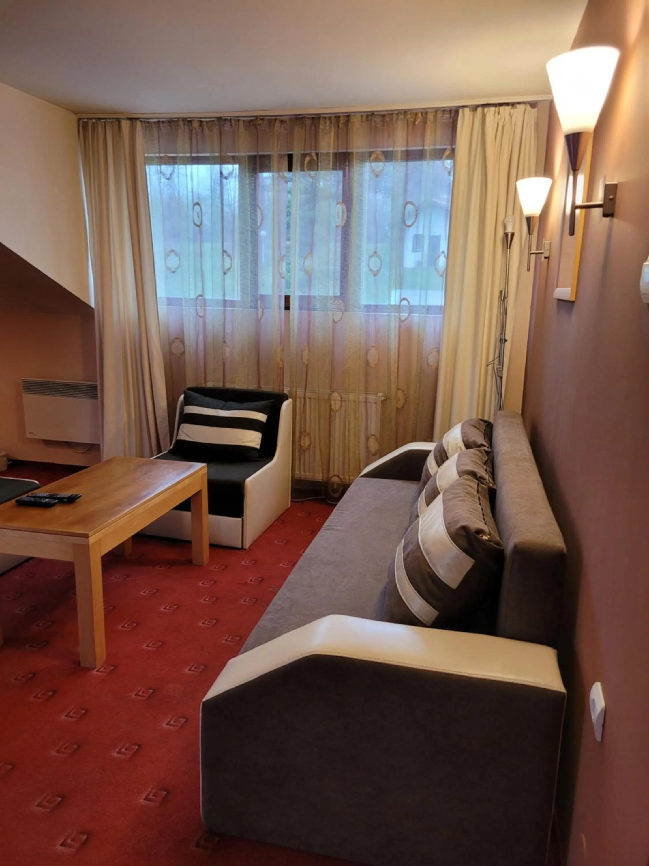 Bed in Complex Brashlyan