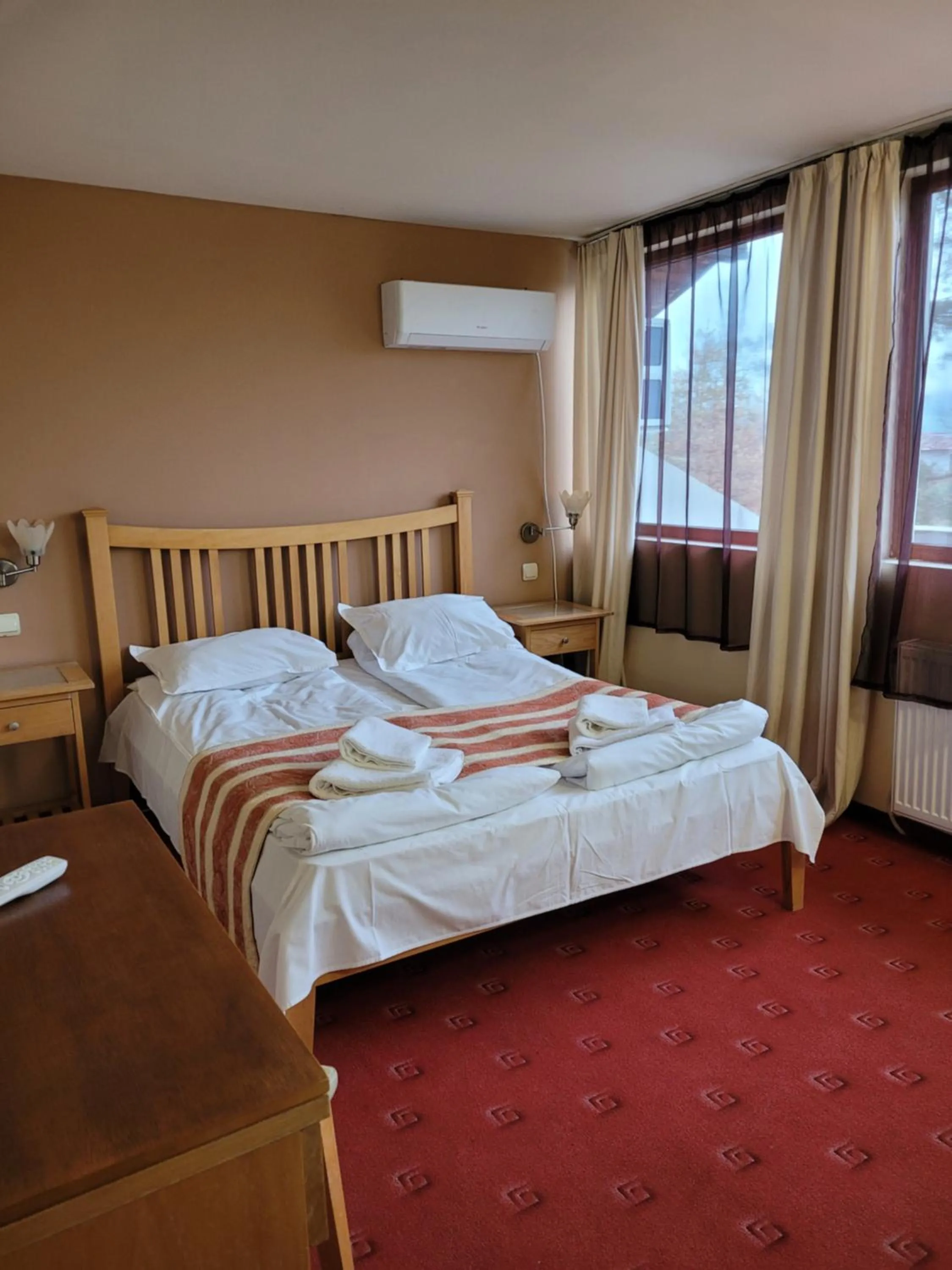 Bed in Complex Brashlyan