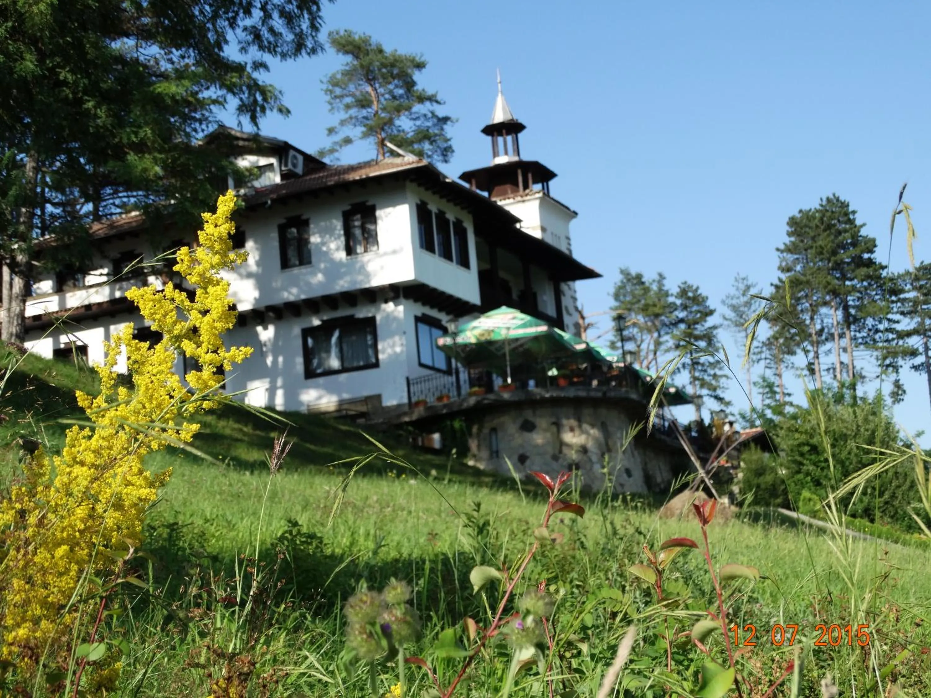 Property building in Complex Brashlyan