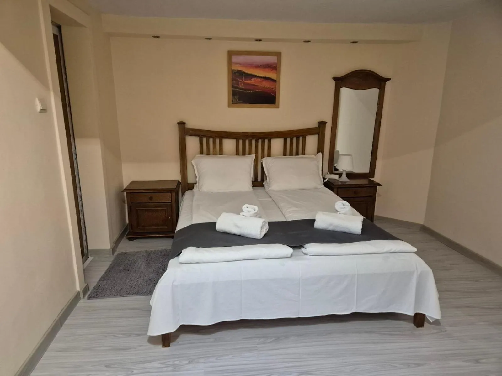 Bed in Complex Brashlyan