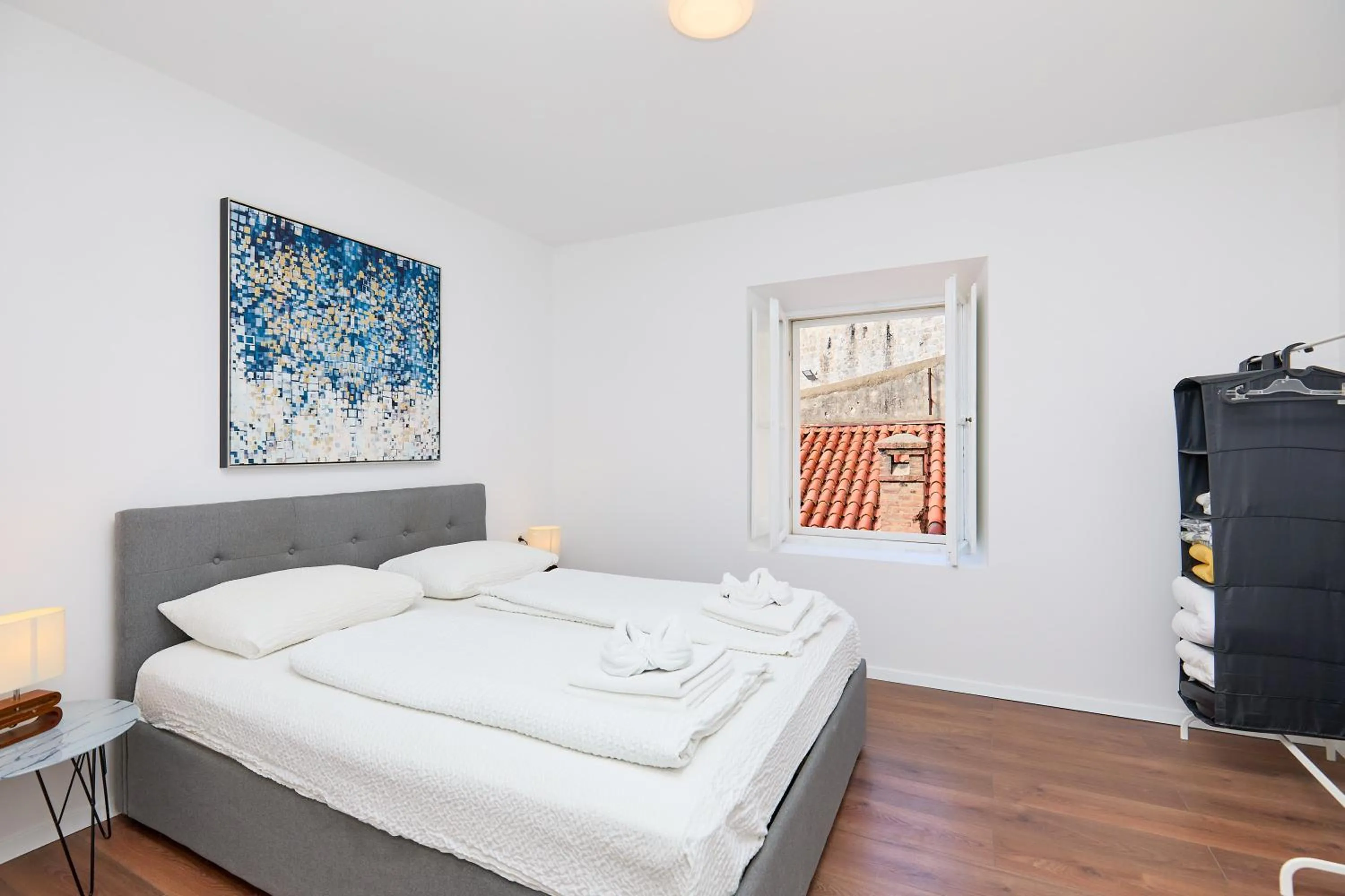 Bedroom, Bed in Dominium Old City Suite