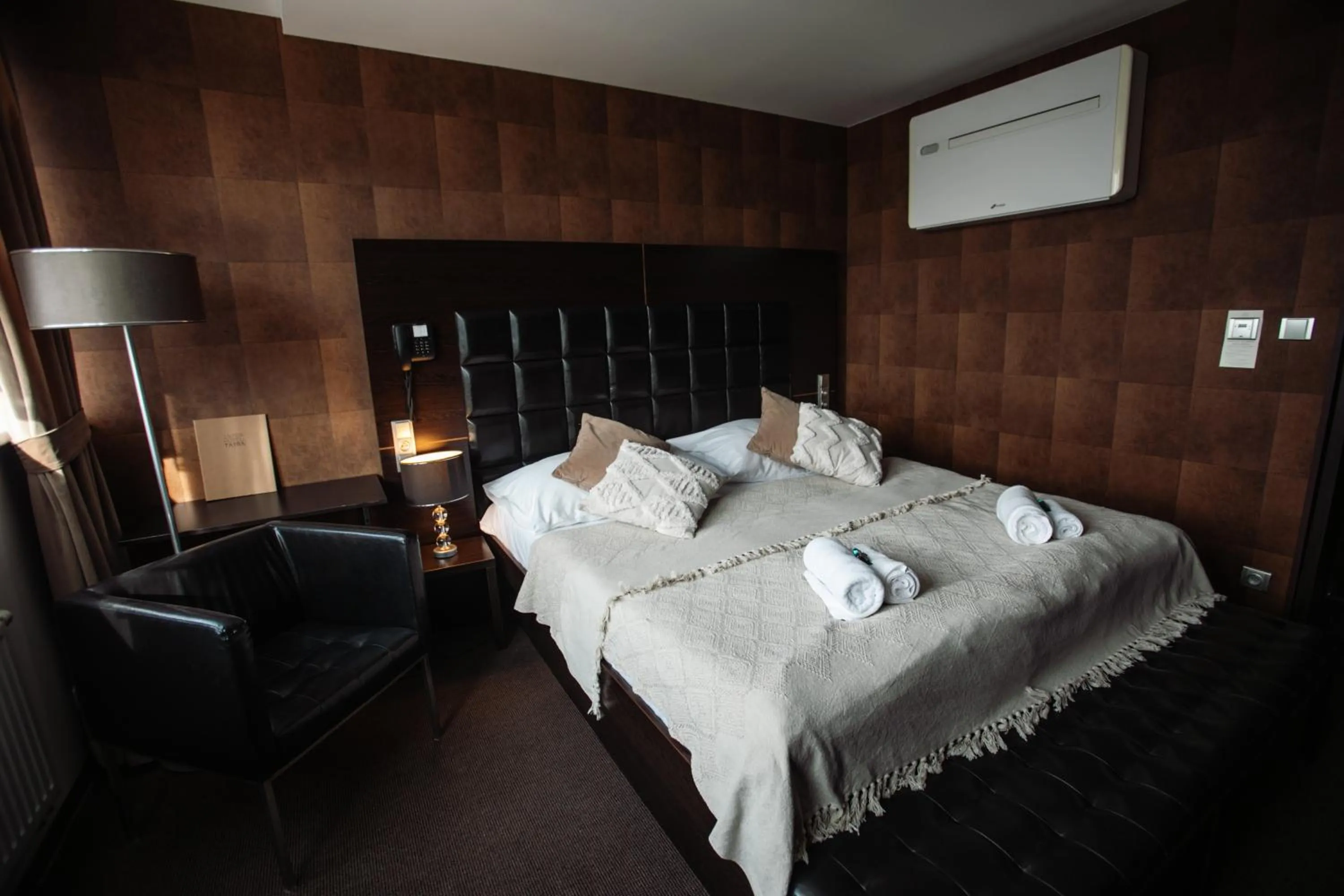 Bed in Interhotel Tatra