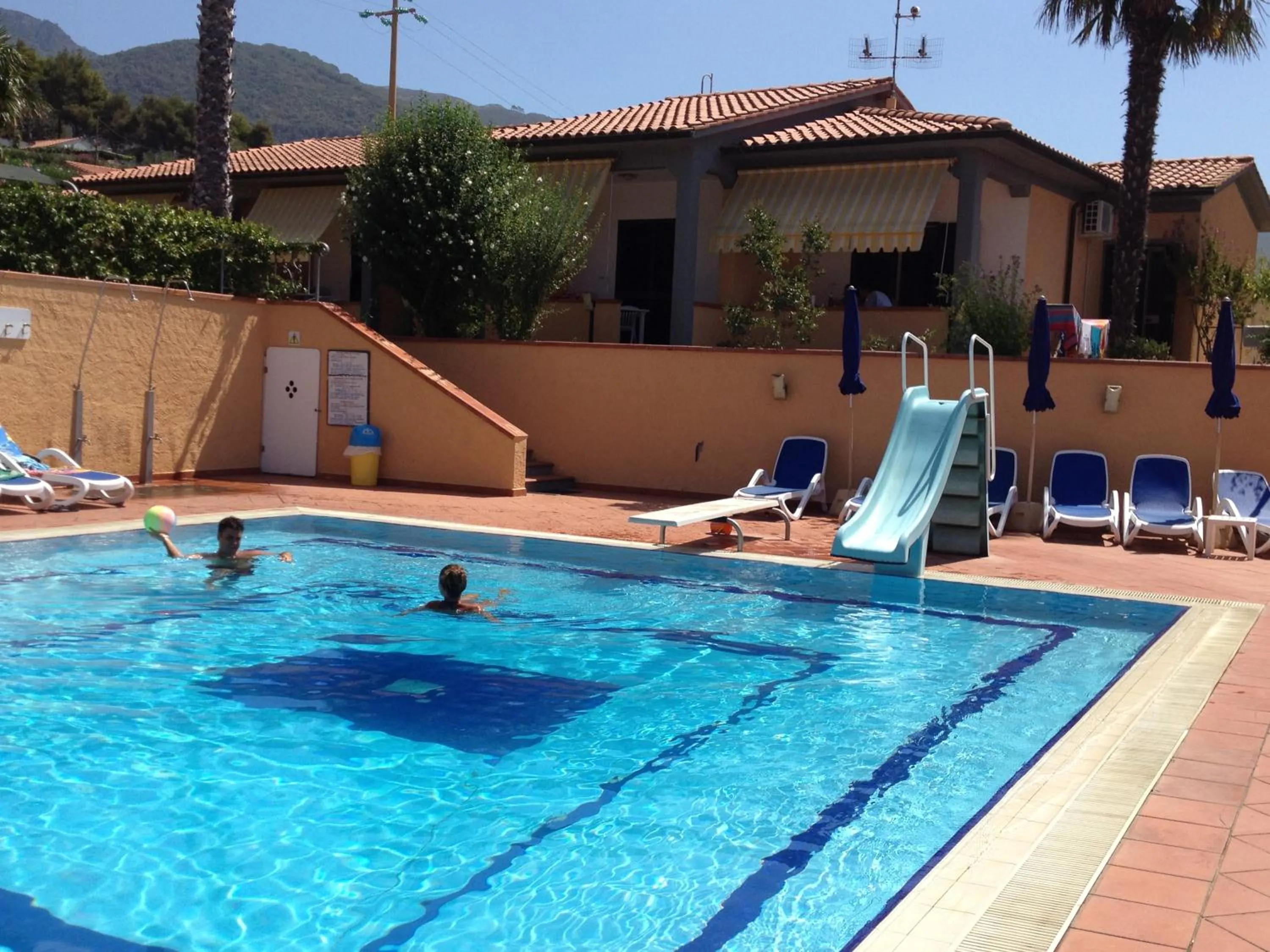 Swimming pool in Residence Alithai