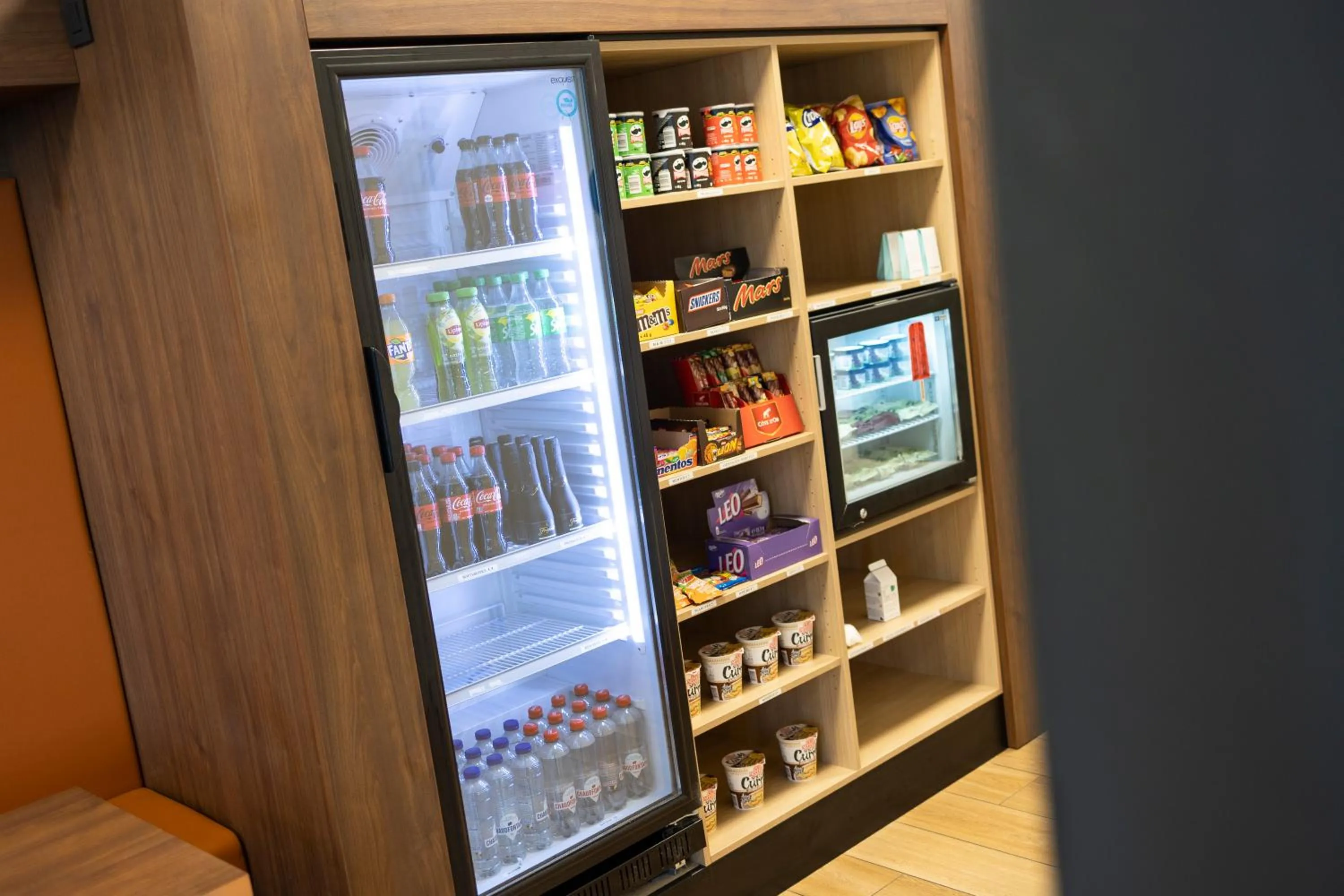 Lobby or reception in B&B HOTEL Antwerpen Zuid