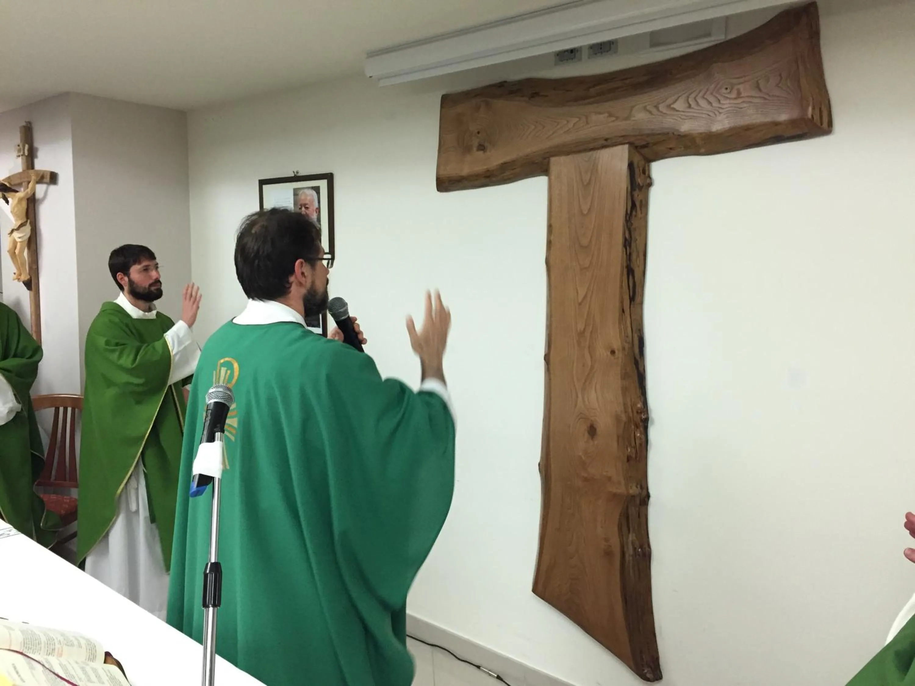 Business facilities in Hotel Corona