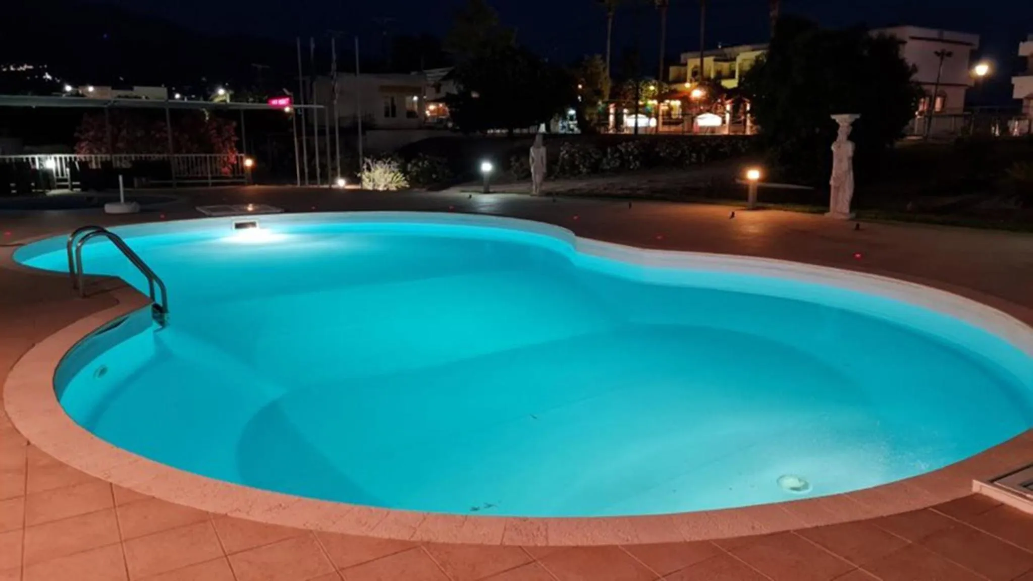 Swimming pool in Garden City Image