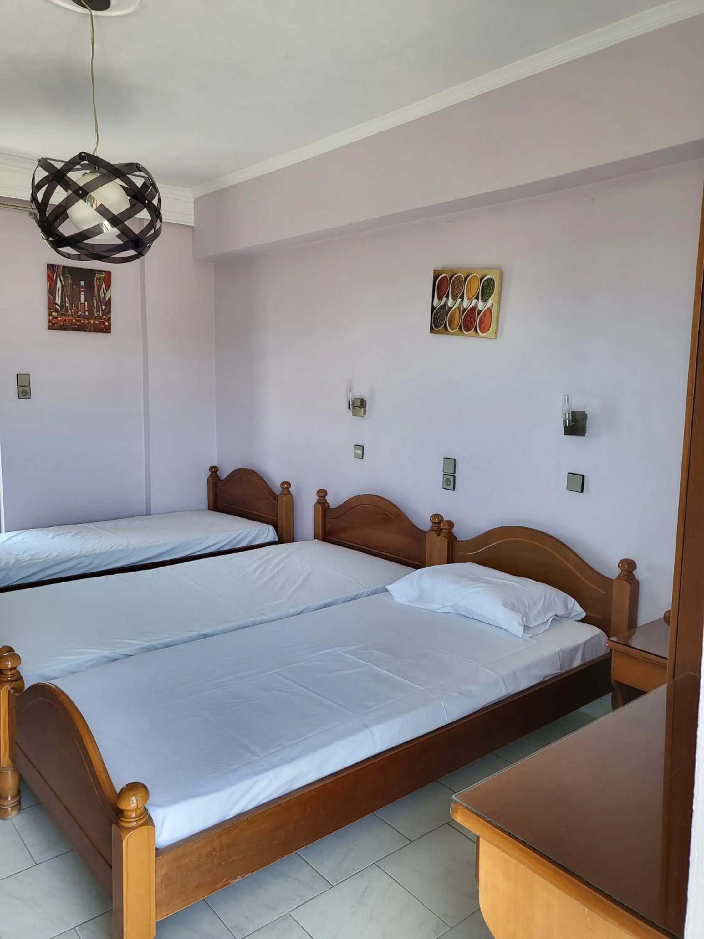 Bed in Garden City Image