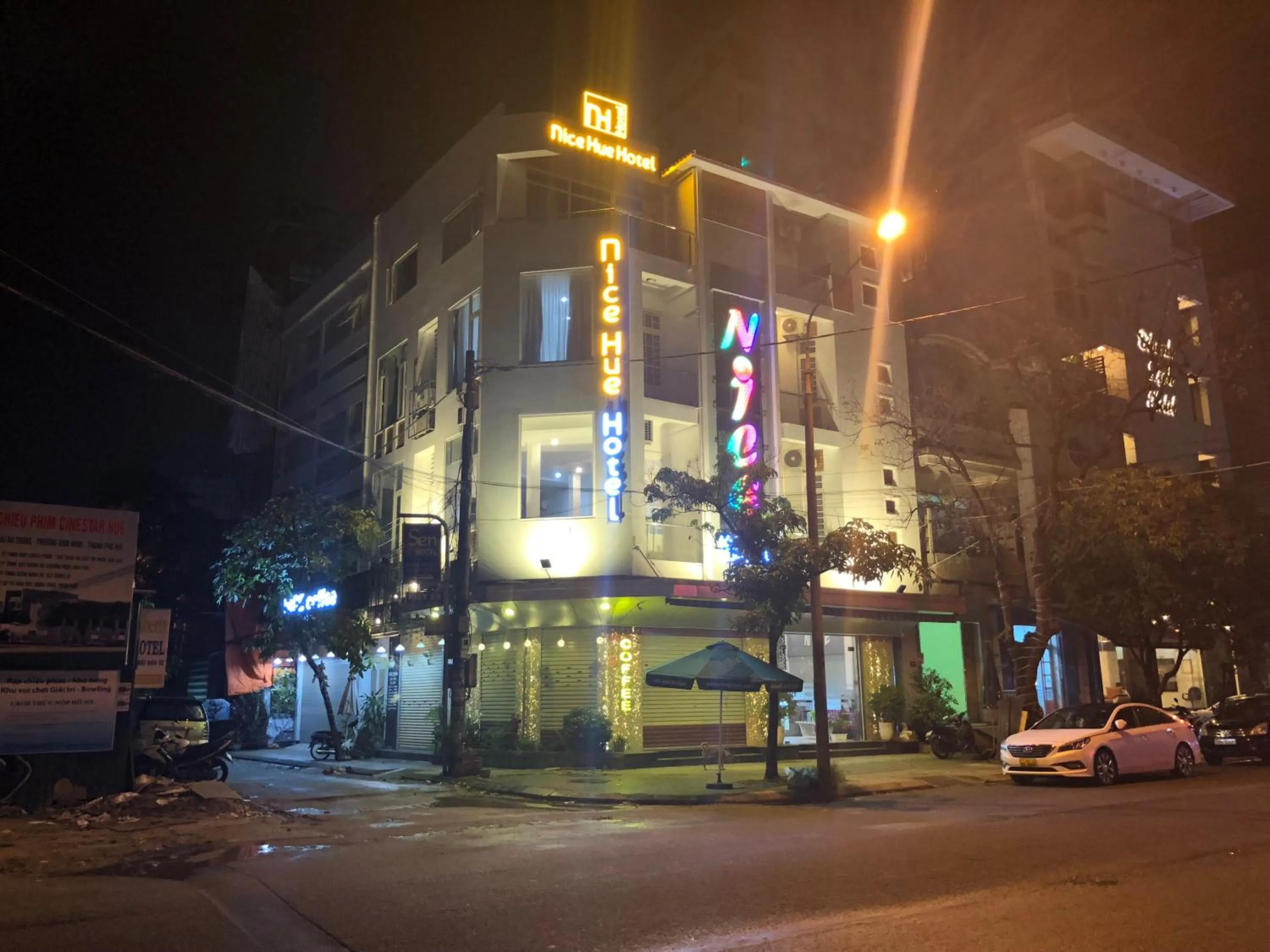 Property building in Nice Hue Hotel