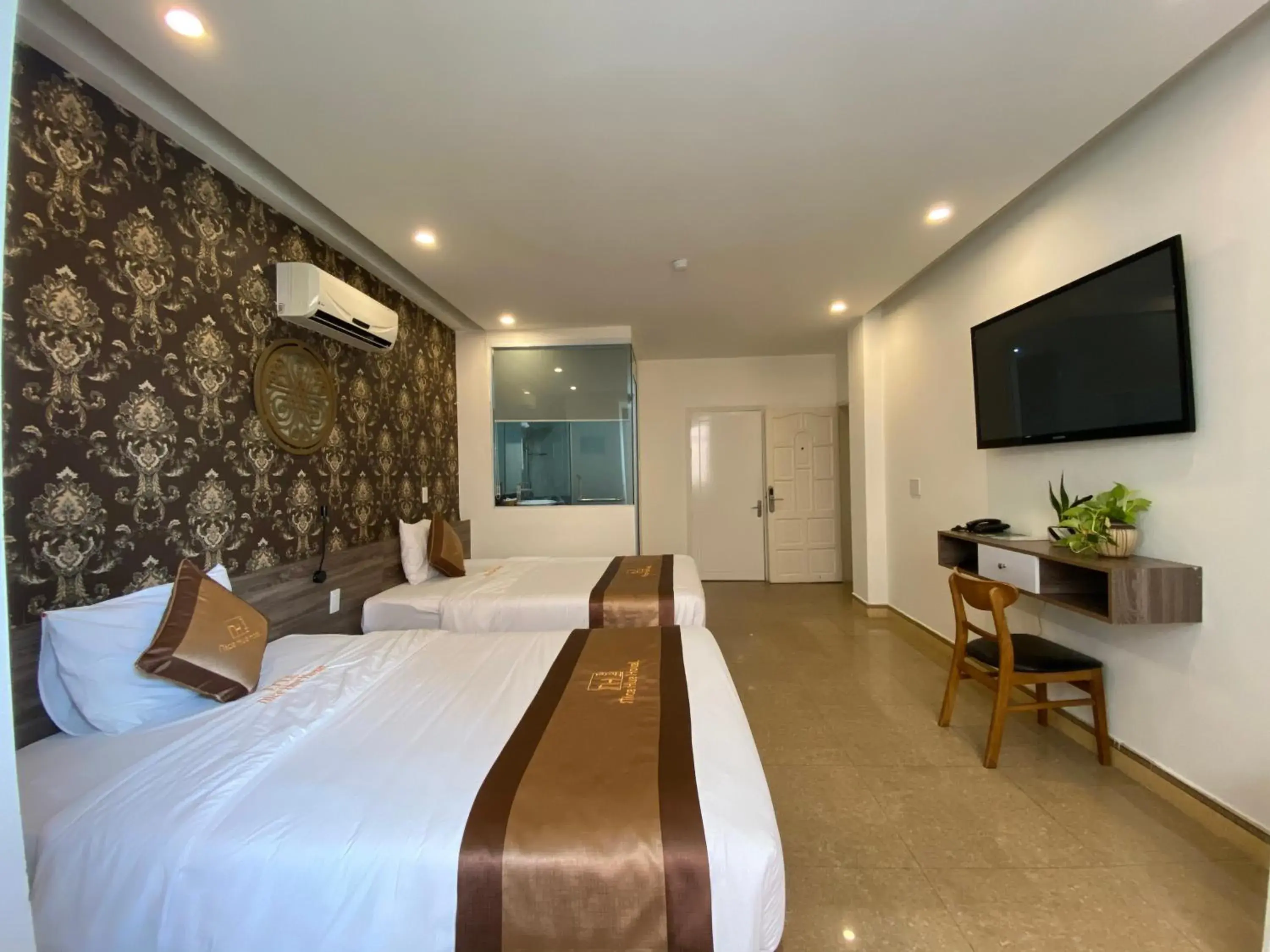 Communal lounge/ TV room, Bed in Nice Hue Hotel Communal lounge/ TV room, Bed in Nice Hue Hotel