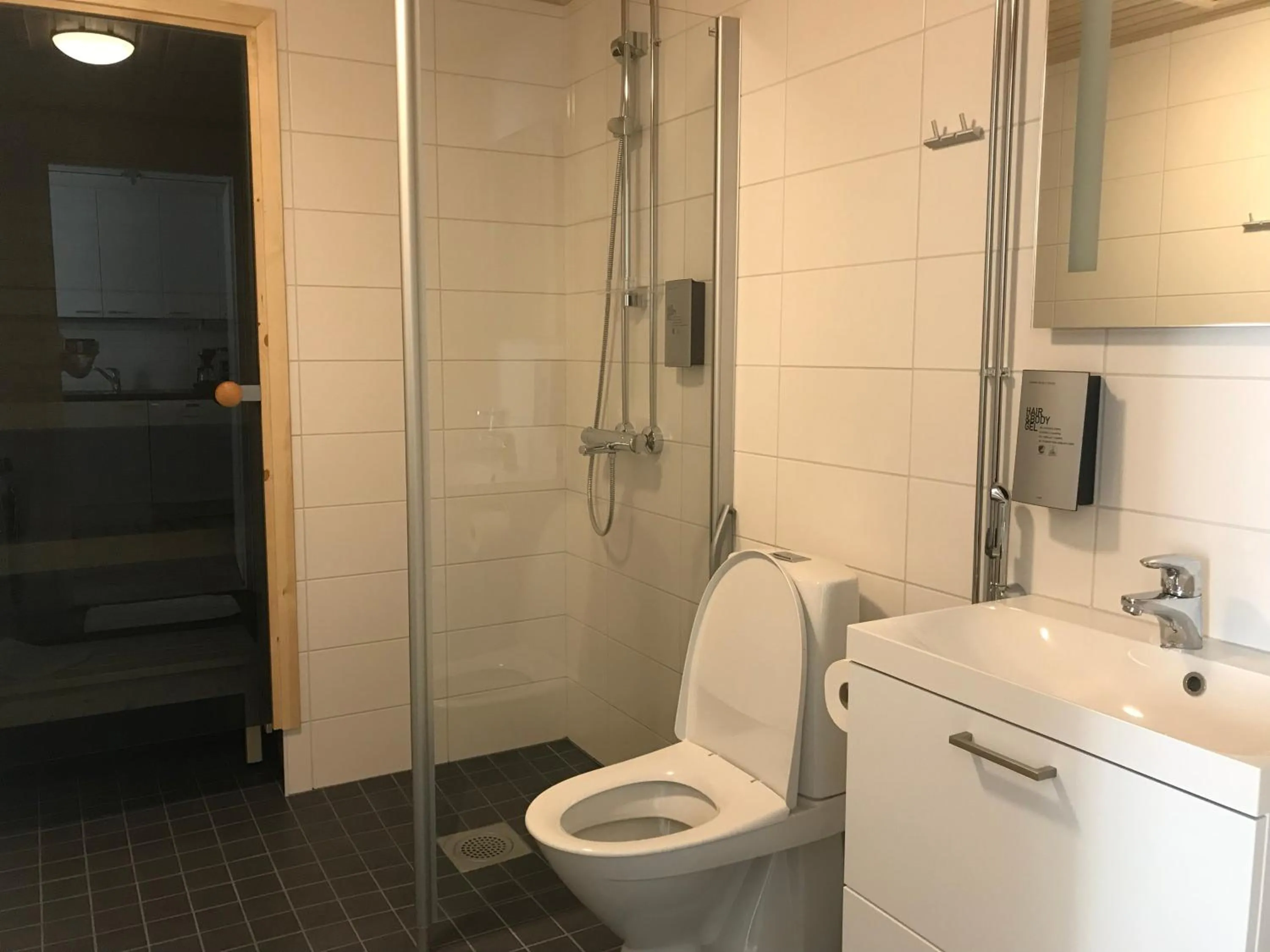 Shower in Antintorni Suite 17
