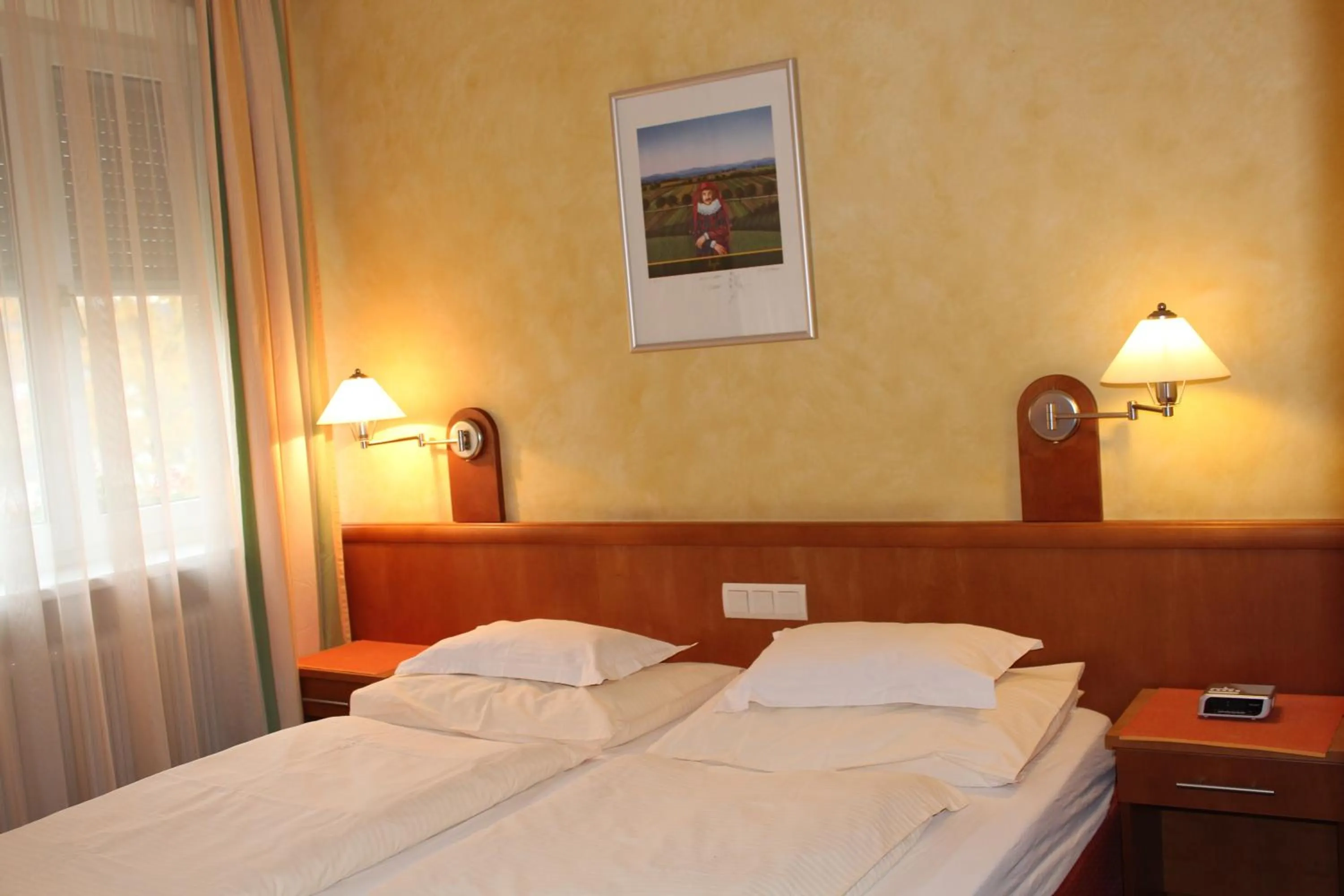 Bedroom, Bed in Landgasthof Hotel Muhr