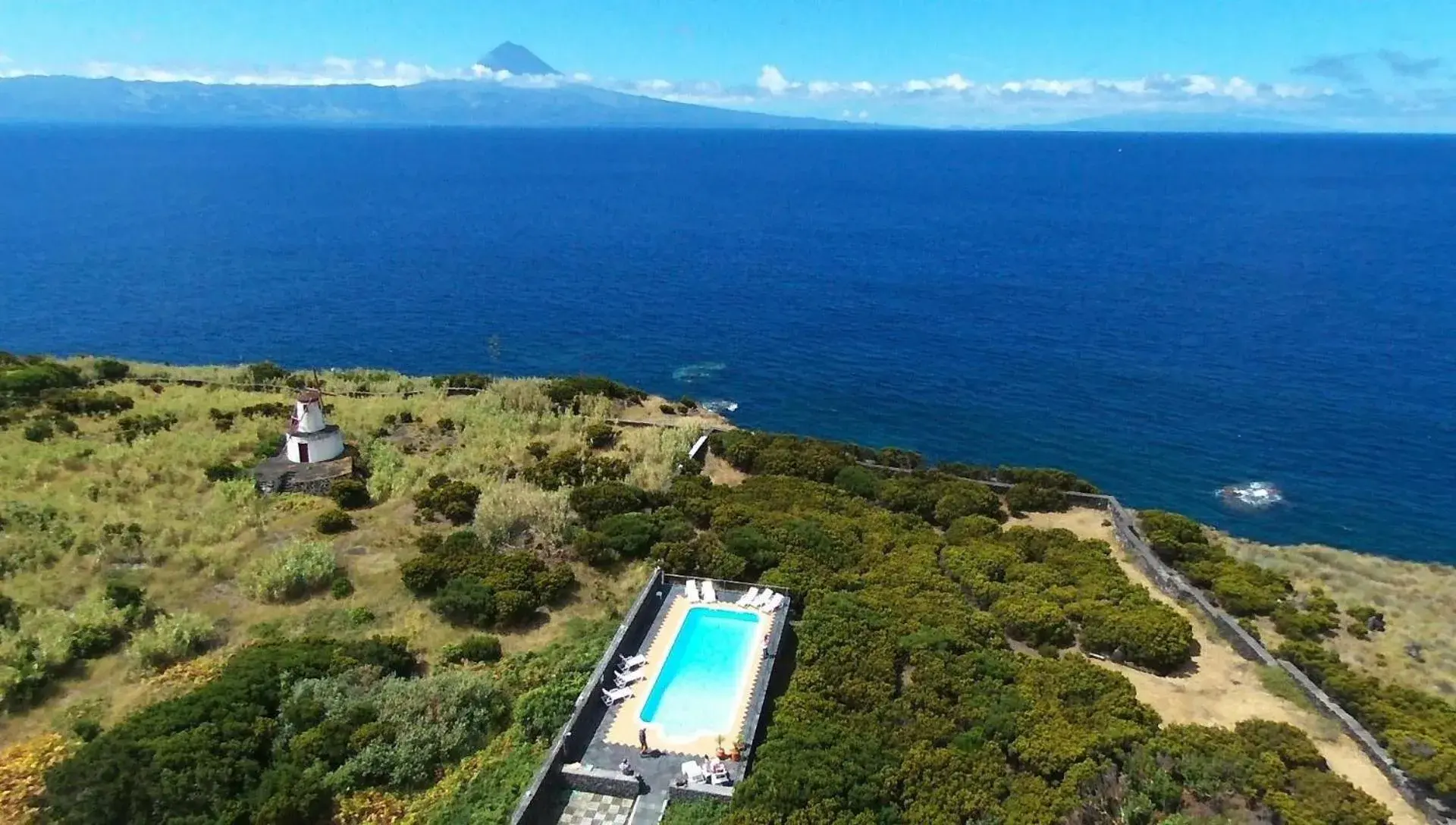 Bird's eye view in Cantinho das Buganvilias AT**** Bird's eye view in Cantinho das Buganvilias AT****