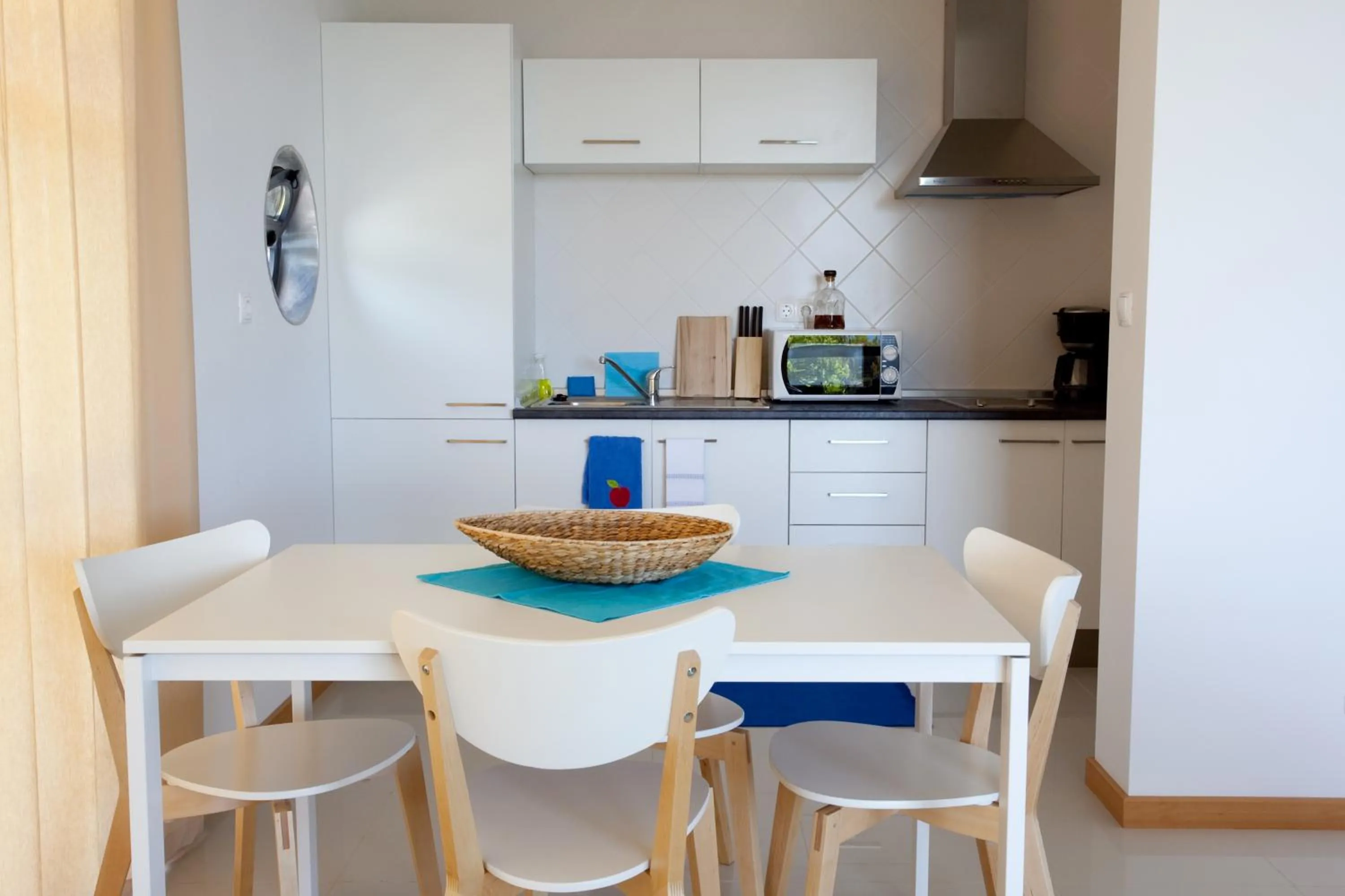 Kitchen or kitchenette in Cantinho das Buganvilias AT****