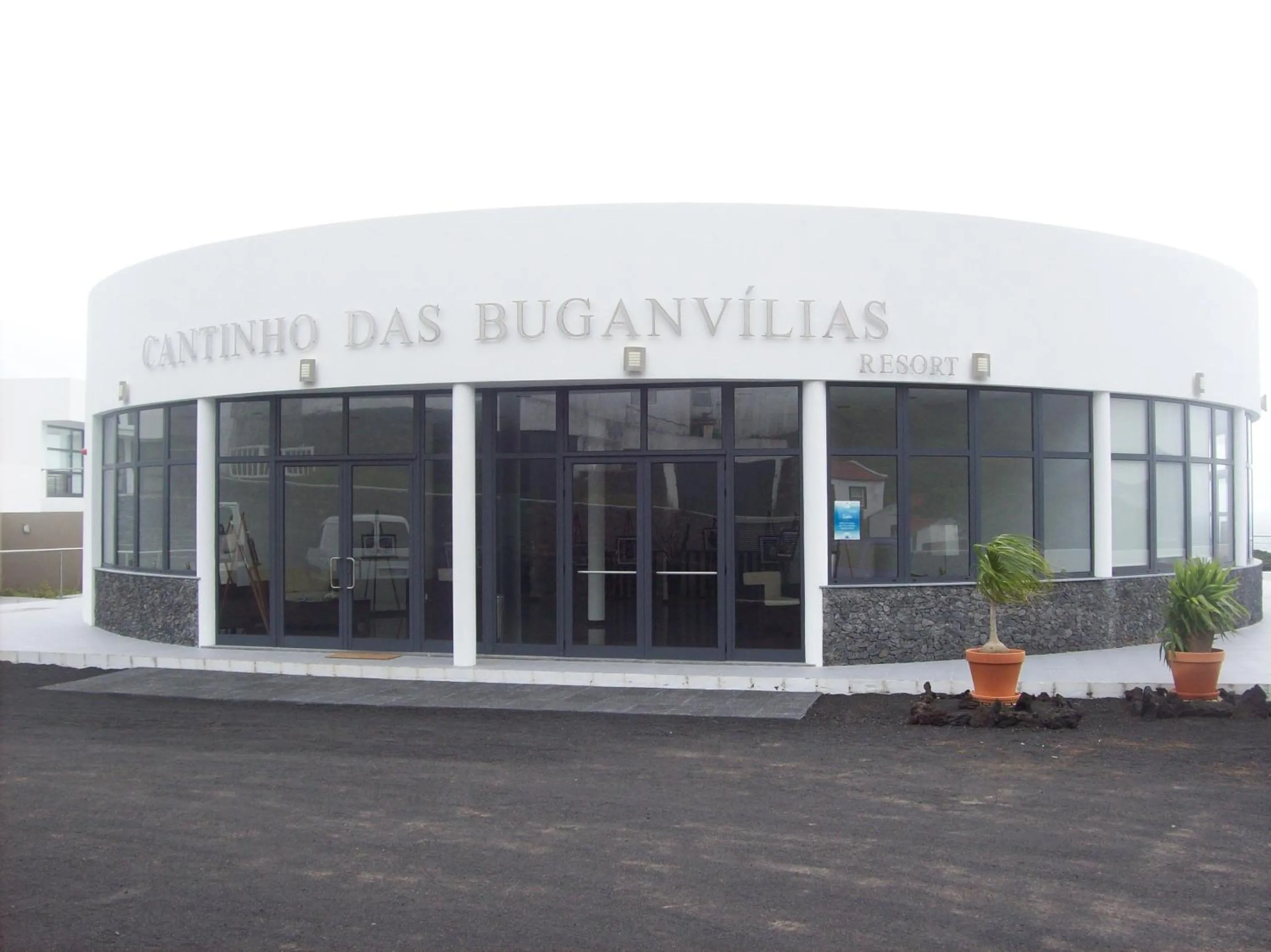 Facade/entrance in Cantinho das Buganvilias AT****