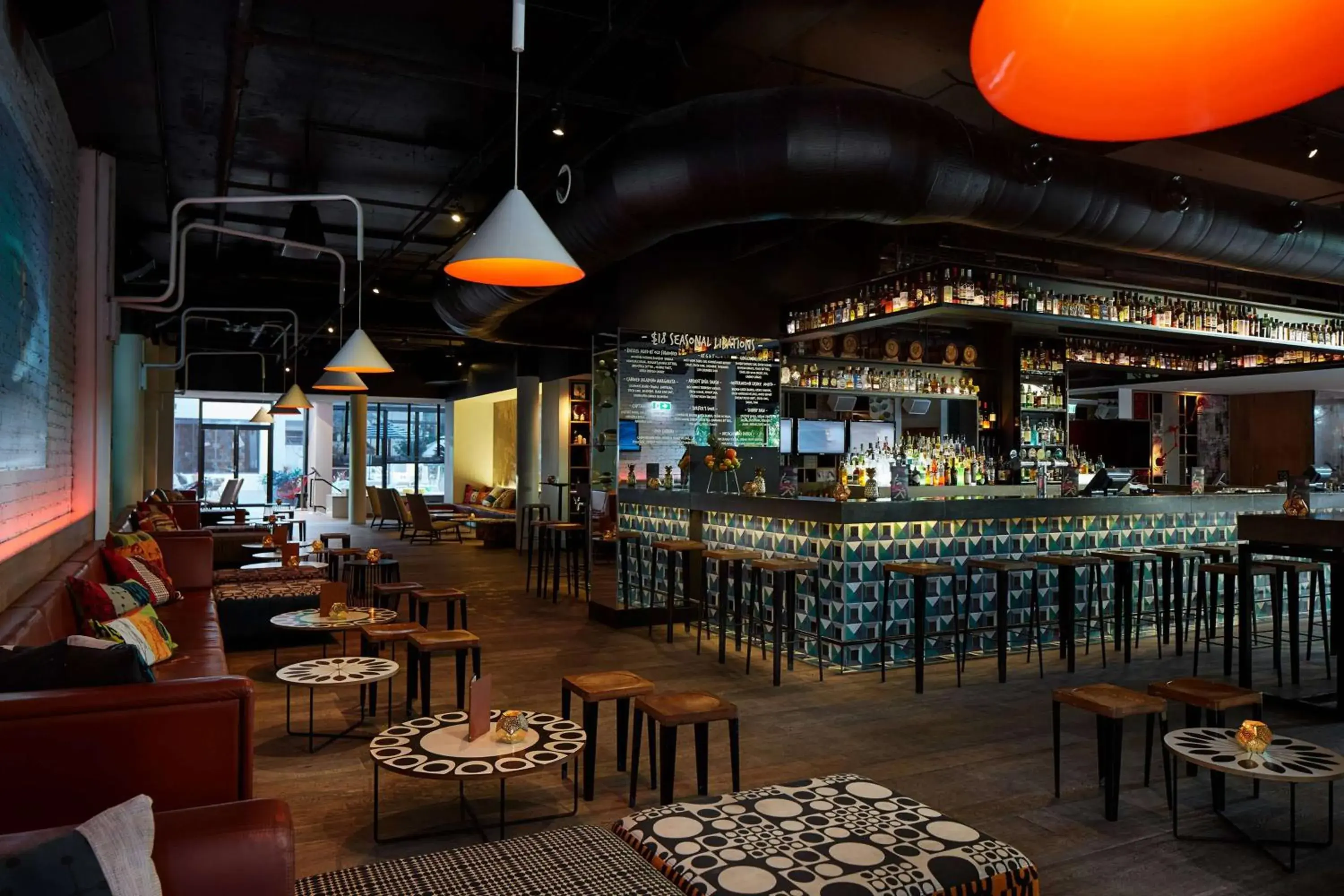 Lounge or bar in QT Gold Coast Lounge or bar in QT Gold Coast