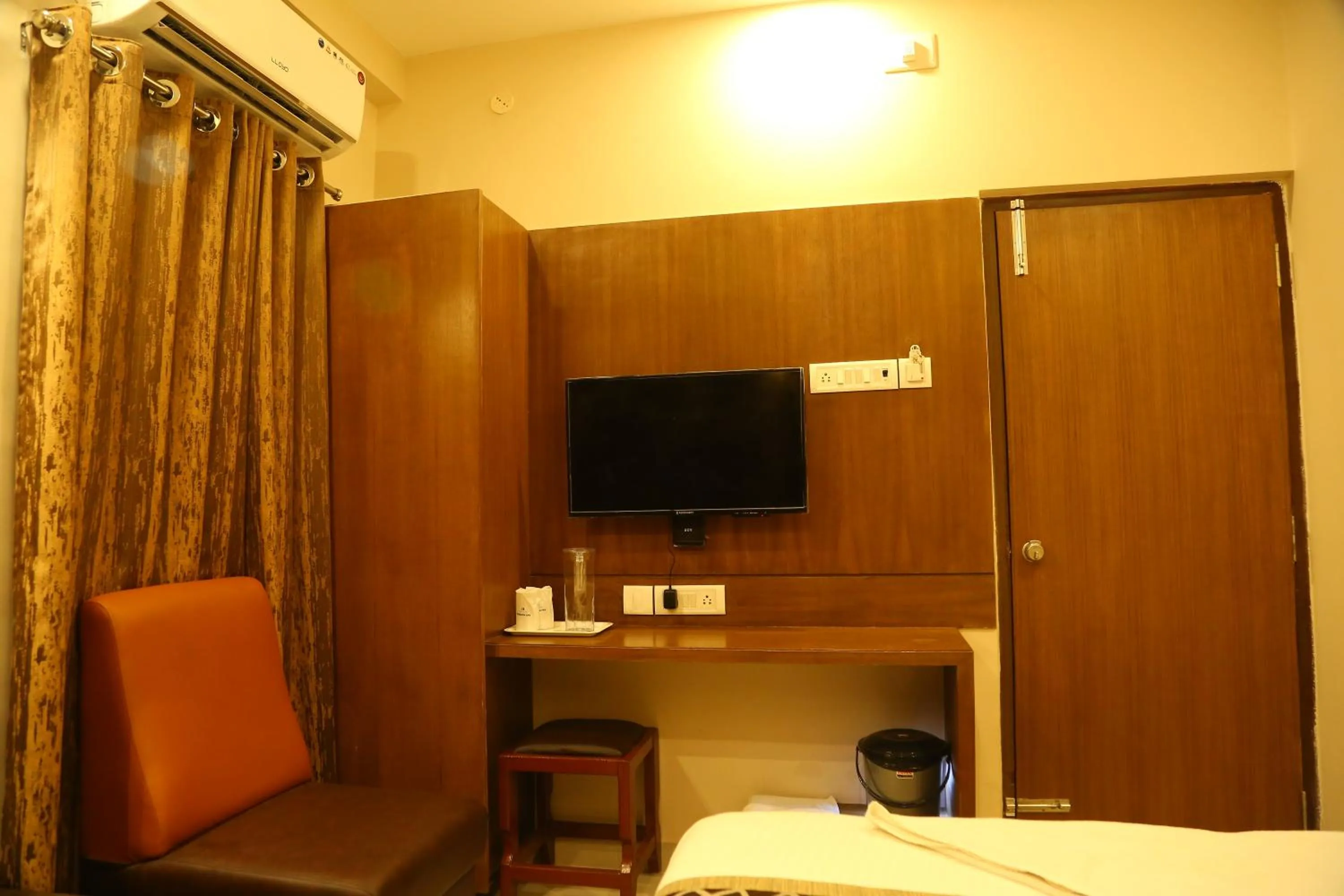 TV and multimedia, Bed in Horizon Inn