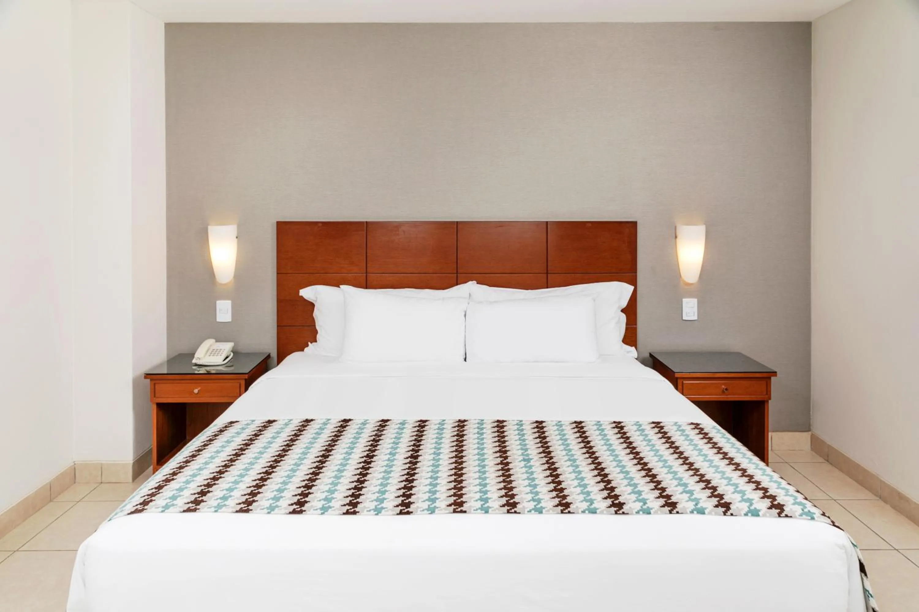 Bed in Wyndham Costa del Sol Pucallpa