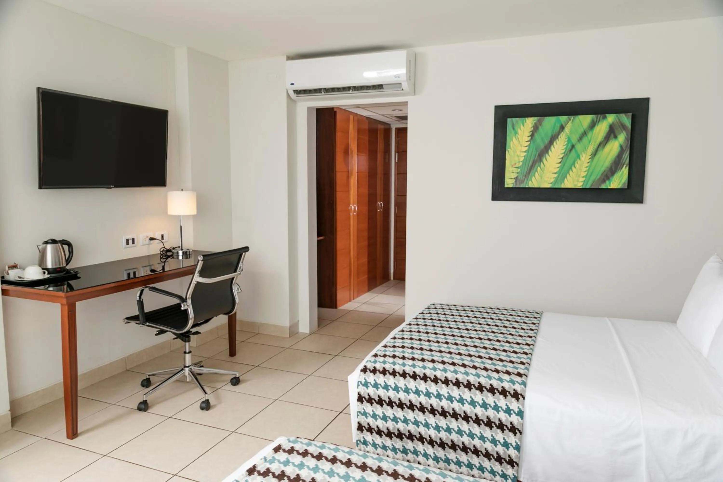 Bedroom, Bed in Wyndham Costa del Sol Pucallpa