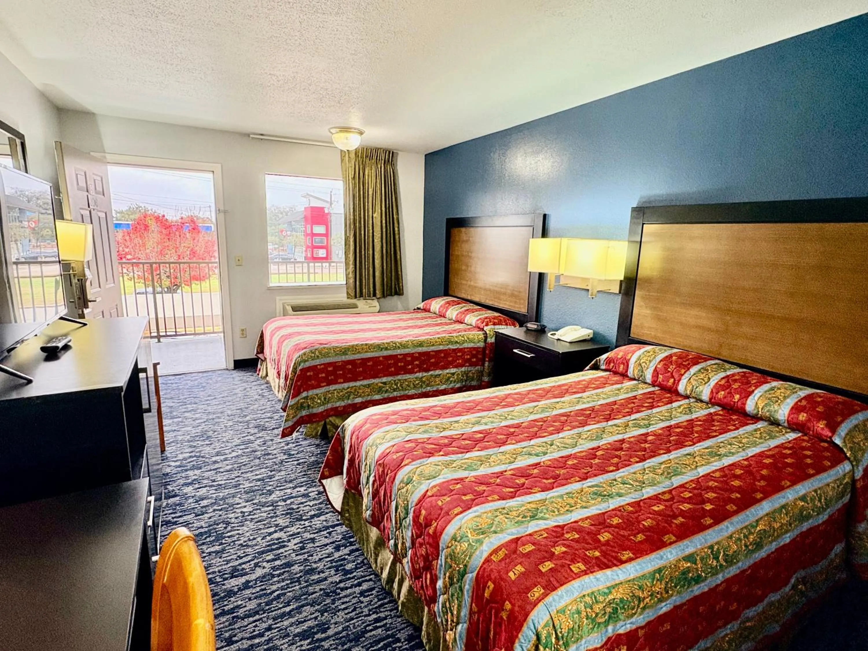 Bed in Scottish Inns Westcott Street