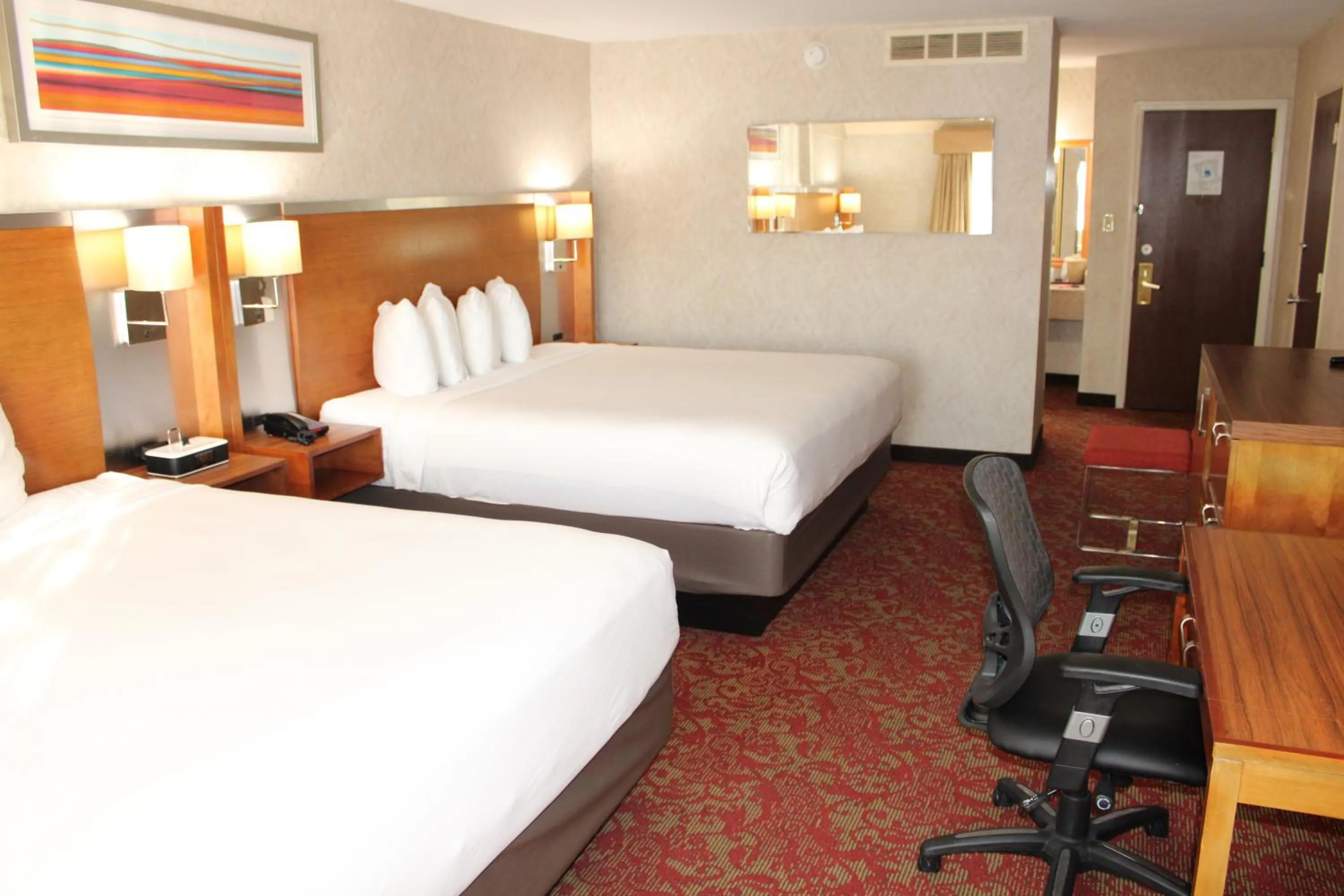 Bedroom, Bed in Clarion Hotel Bakersfield North