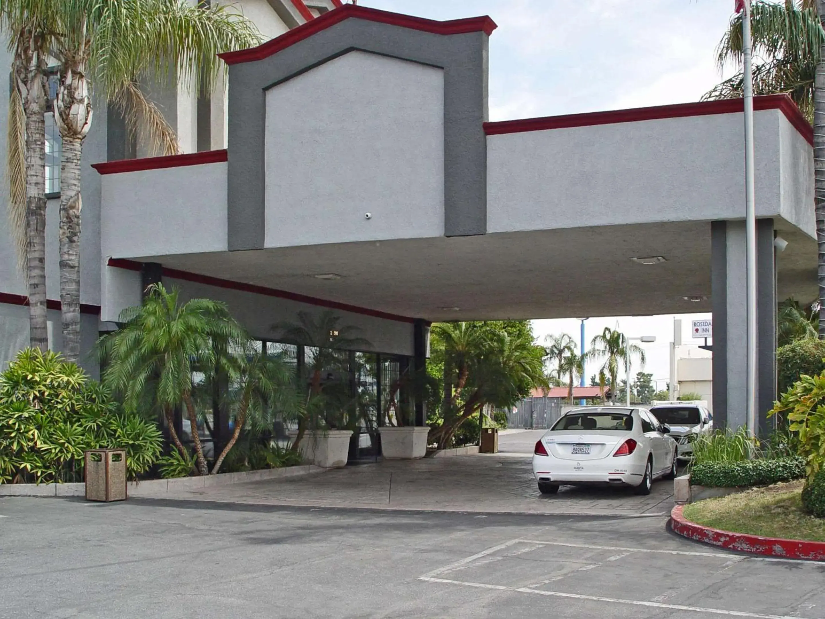 Property building in Duniya Hotel Property building in Duniya Hotel