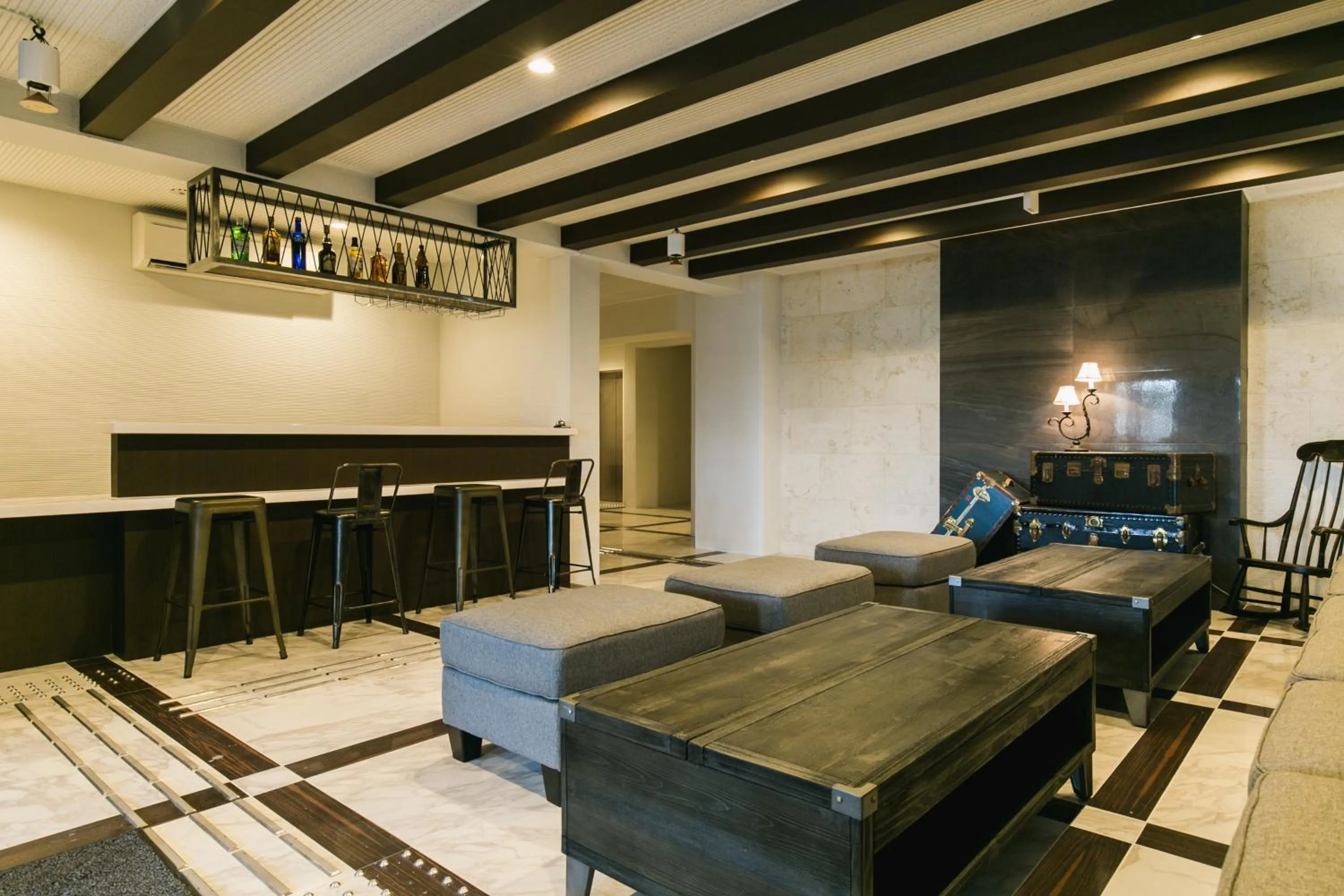 Communal lounge/ TV room in Hideout Okinawa Uruma