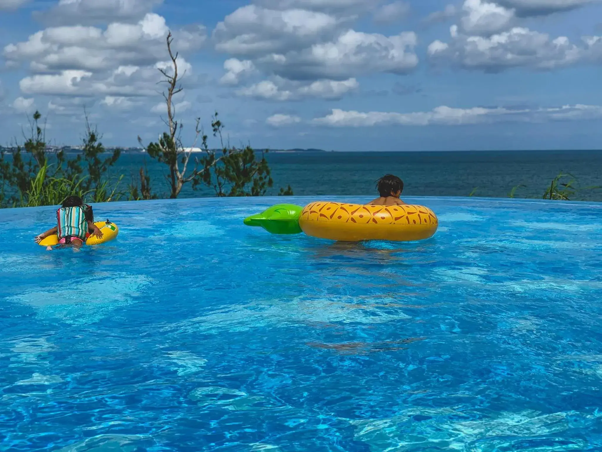 Swimming pool in Hideout Okinawa Uruma Swimming pool in Hideout Okinawa Uruma