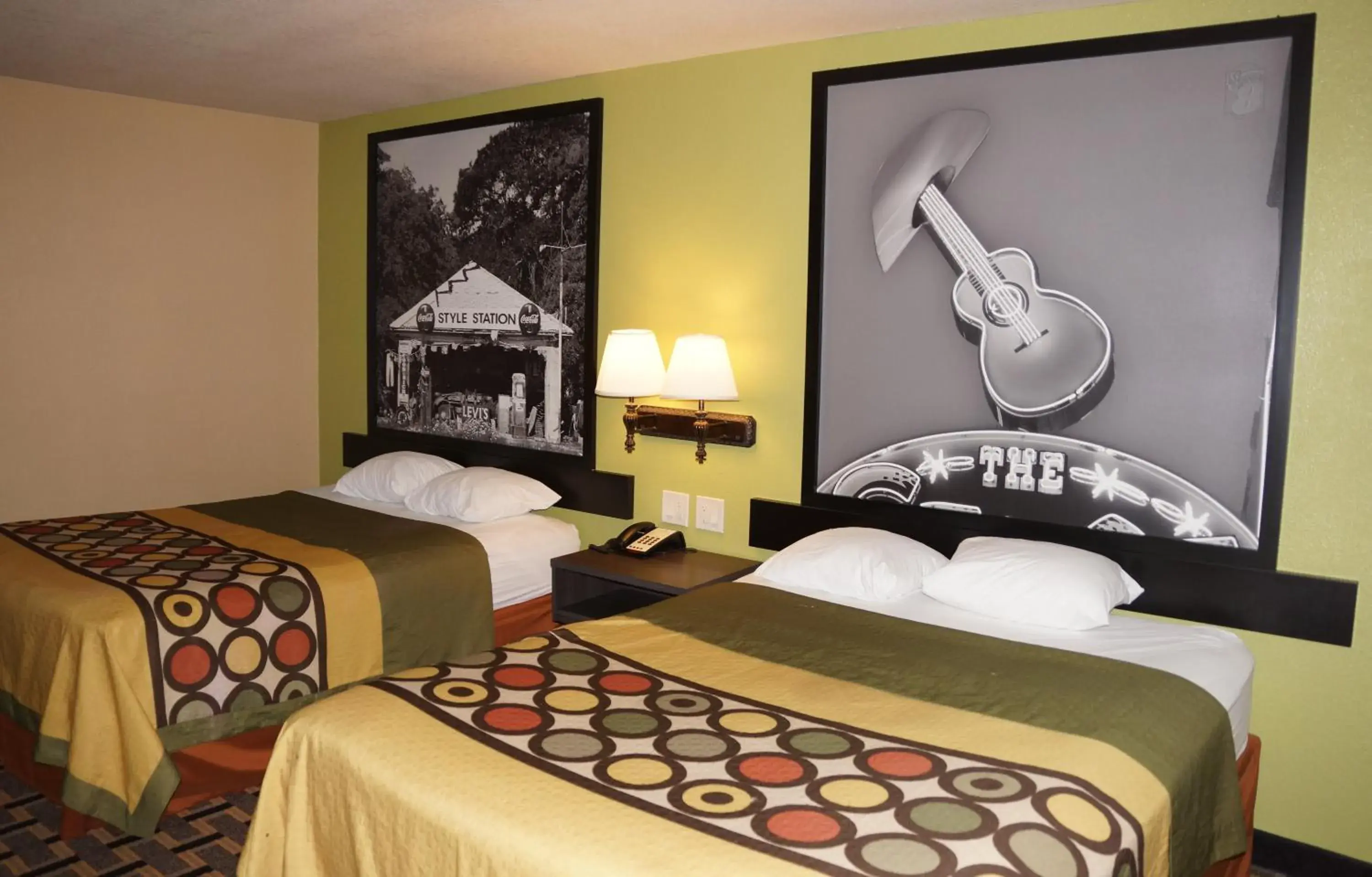 Bed in Super 8 by Wyndham Farmers Branch/North Dallas Bed in Super 8 by Wyndham Farmers Branch/North Dallas