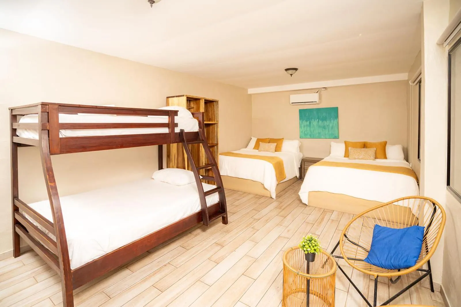 TV and multimedia, Bed in Hotel Los Farallones