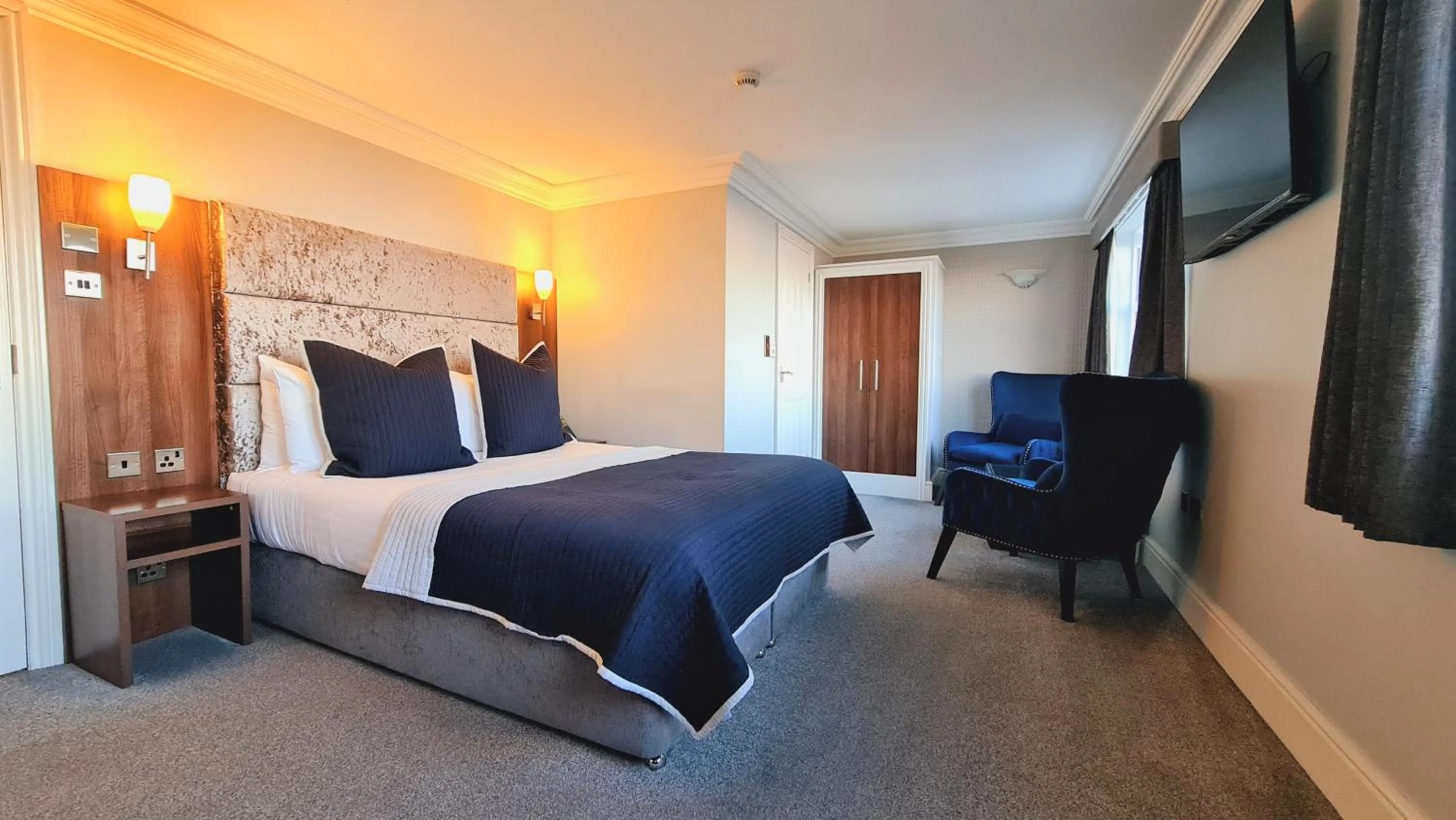 Bedroom, Bed in Hotel Ocean