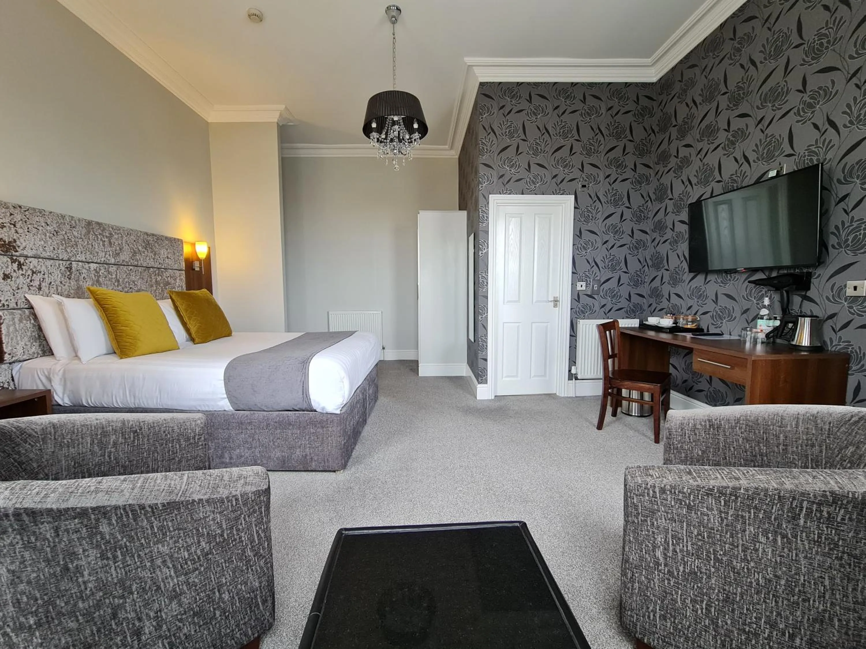 Bedroom, Bed in Hotel Ocean