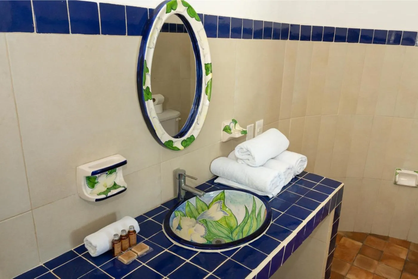 Bathroom, Bed in Hotel Museo Matan Kaan Mahahual