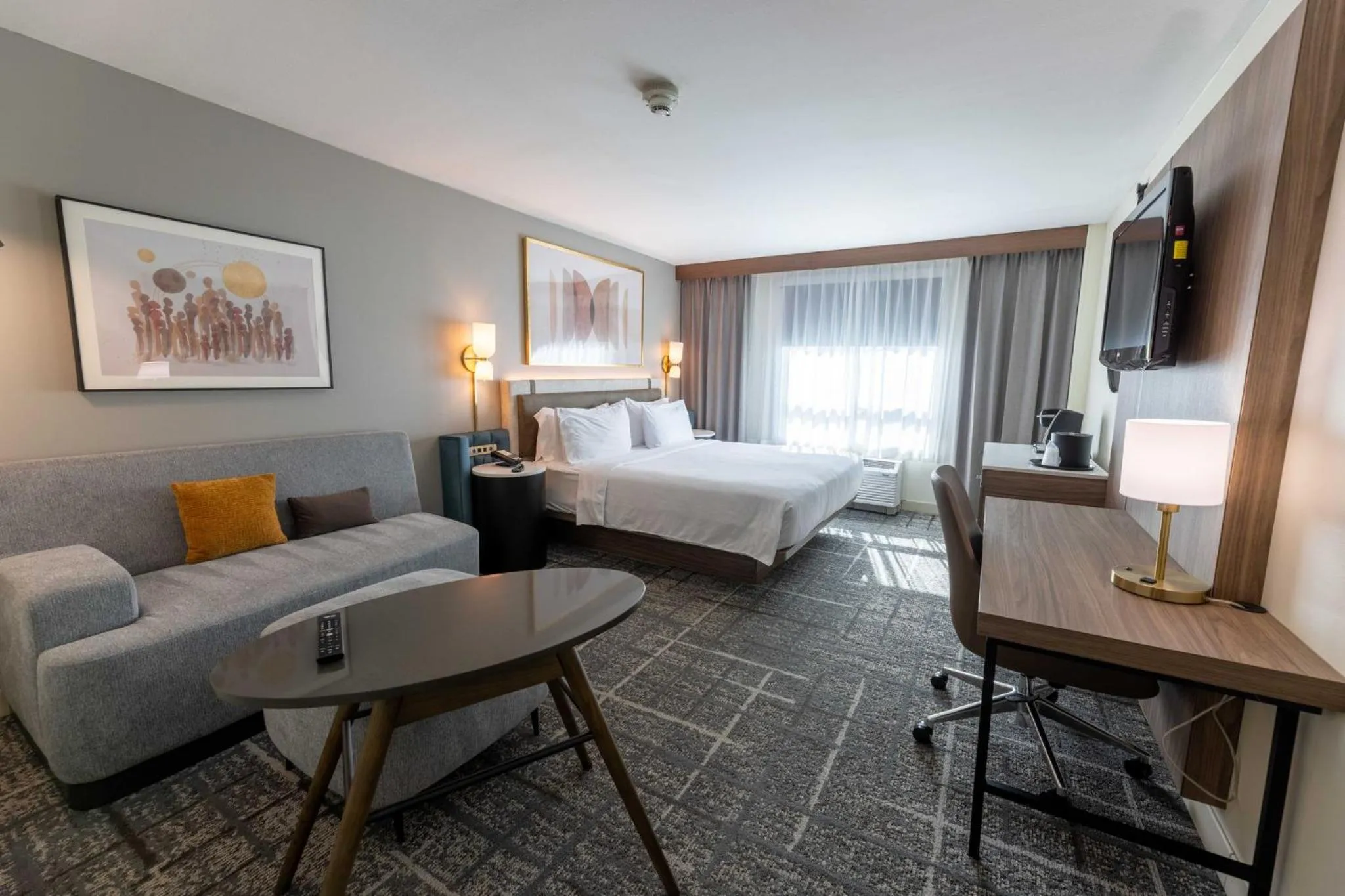 Photo of the whole room, Bed in Crowne Plaza Houston Galleria Area by IHG