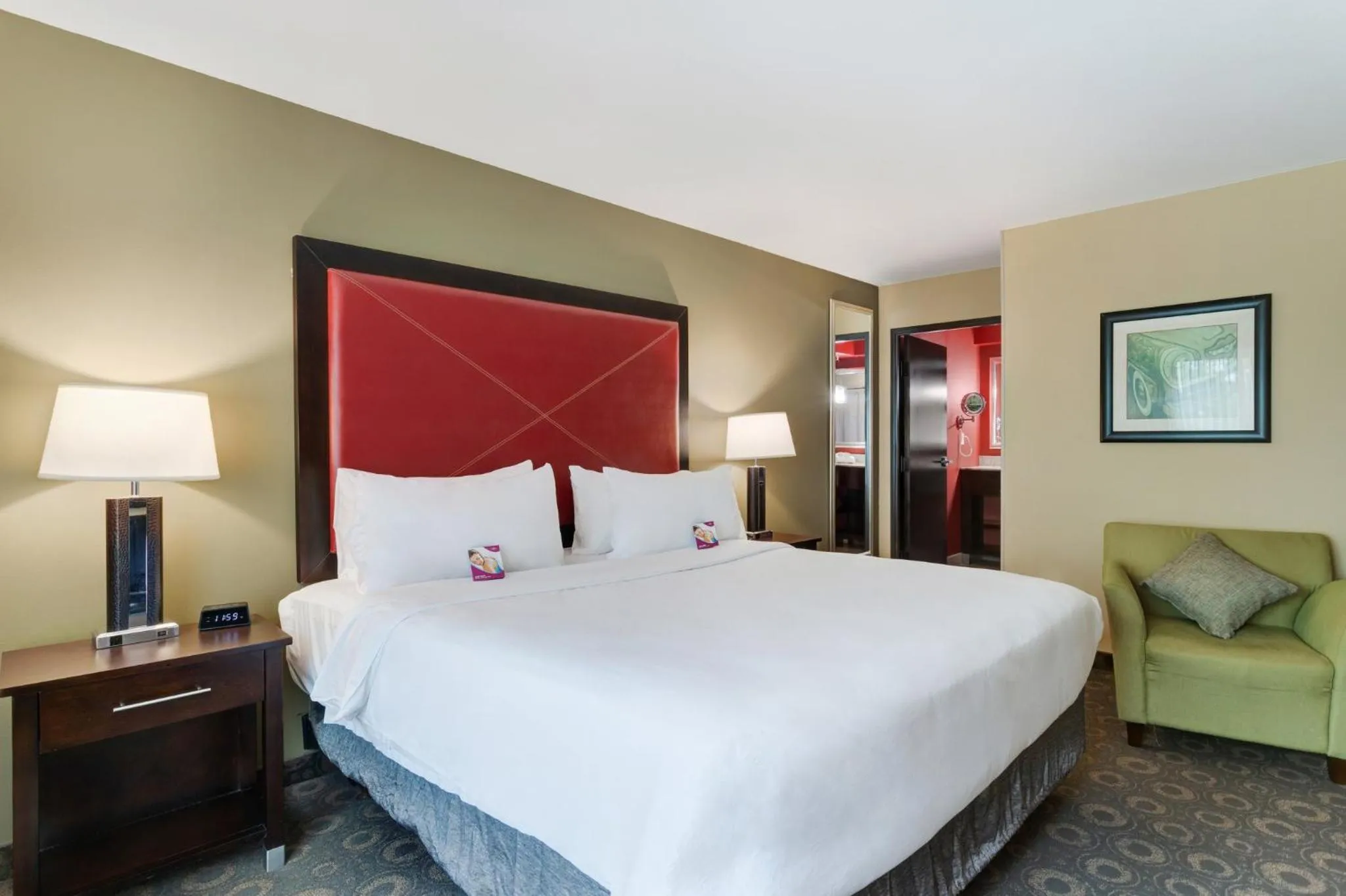 Photo of the whole room, Bed in Crowne Plaza Houston Galleria Area by IHG