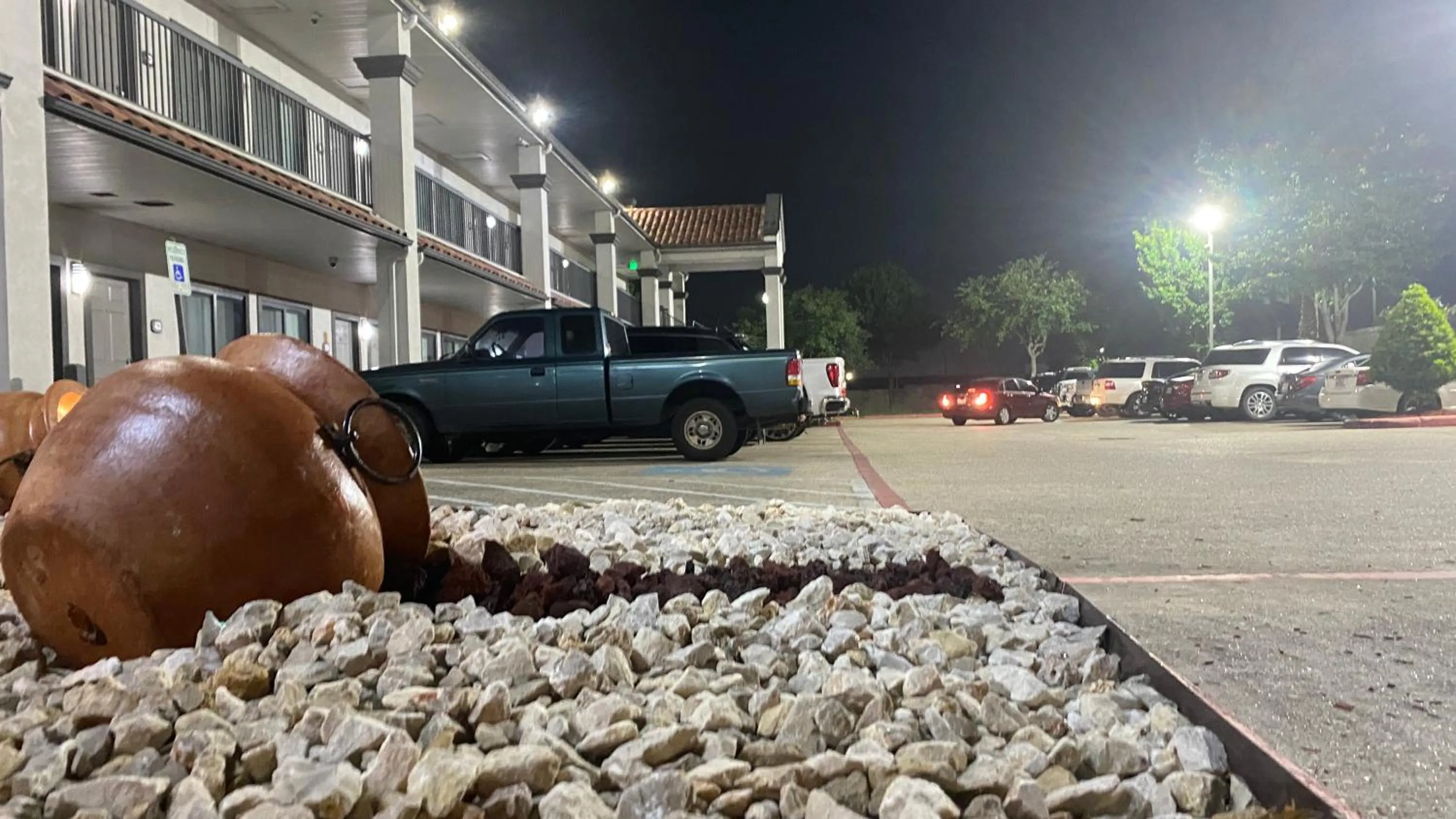 Property building in Island Suites Hobby Airport