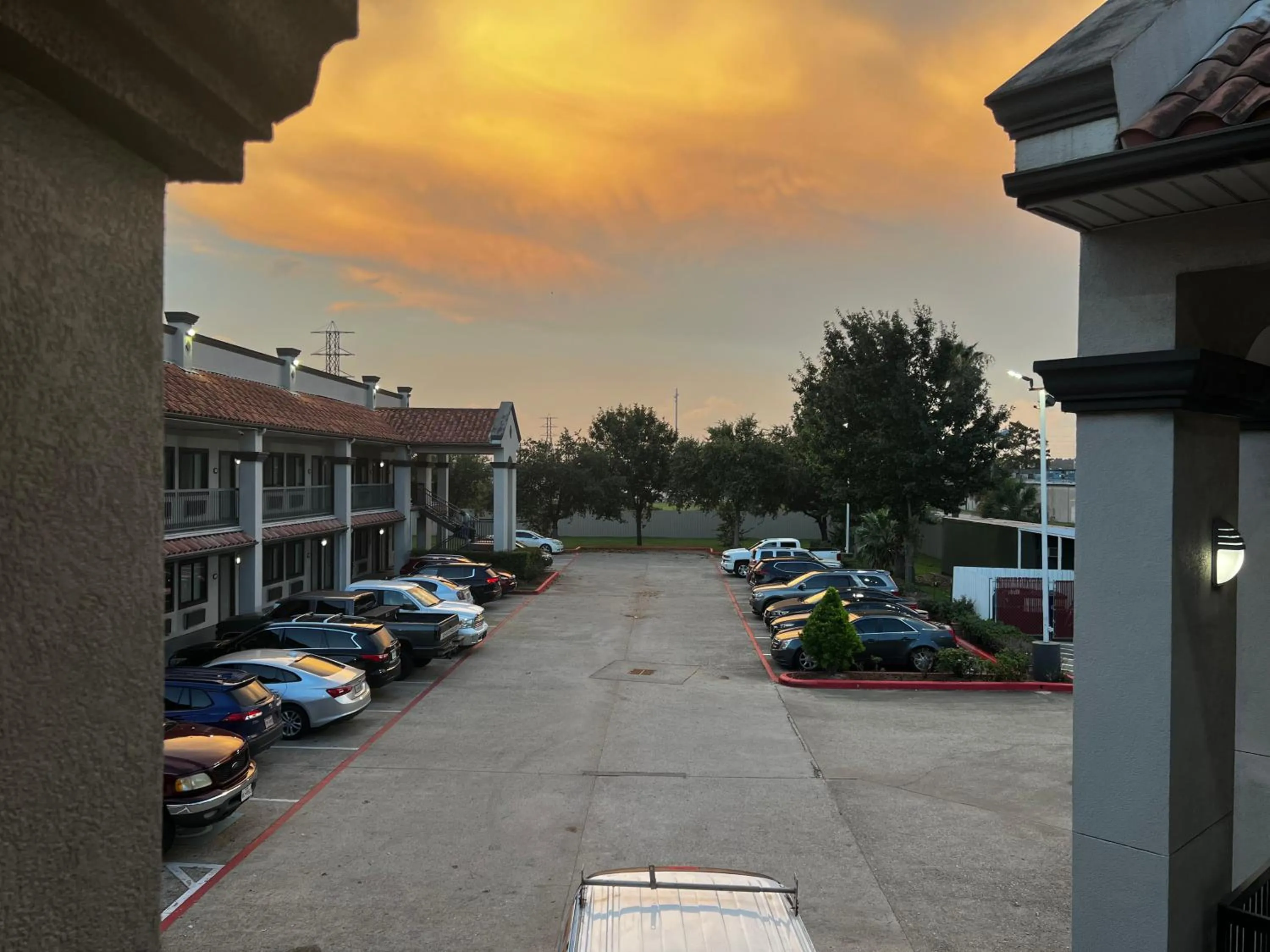 Property building in Island Suites Hobby Airport