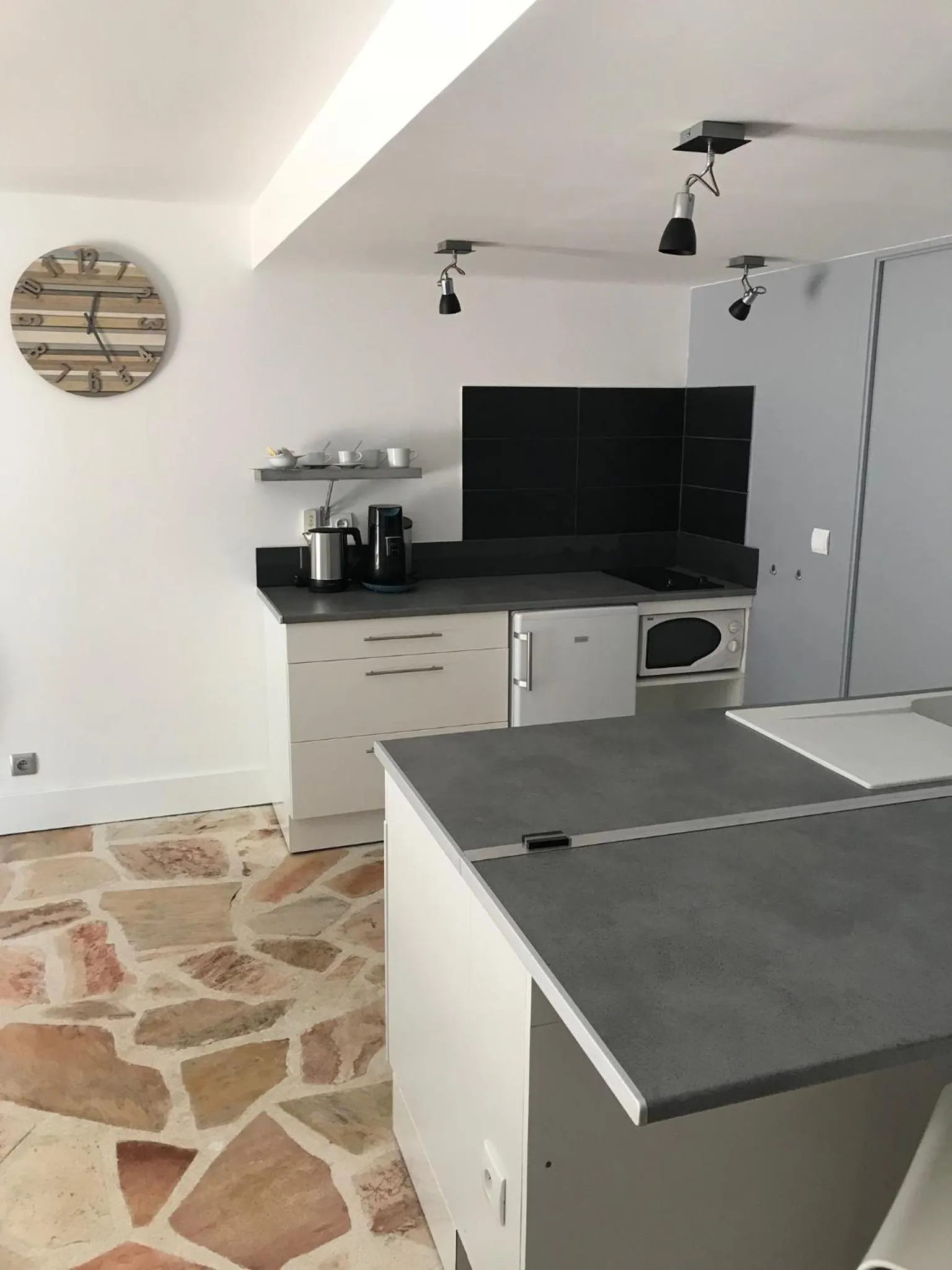 Kitchen or kitchenette in Au Gre Du Sud