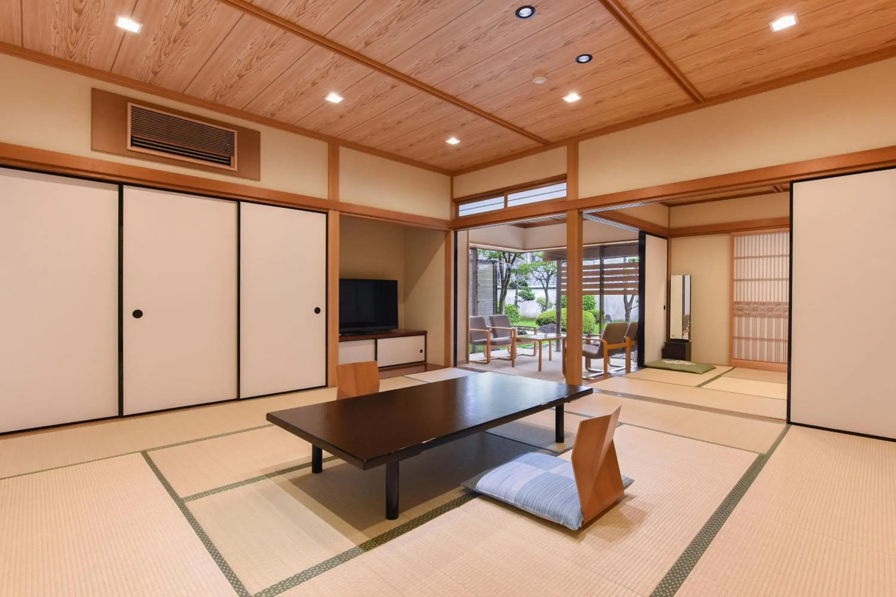 Photo of the whole room in Furuya Ryokan Photo of the whole room in Furuya Ryokan