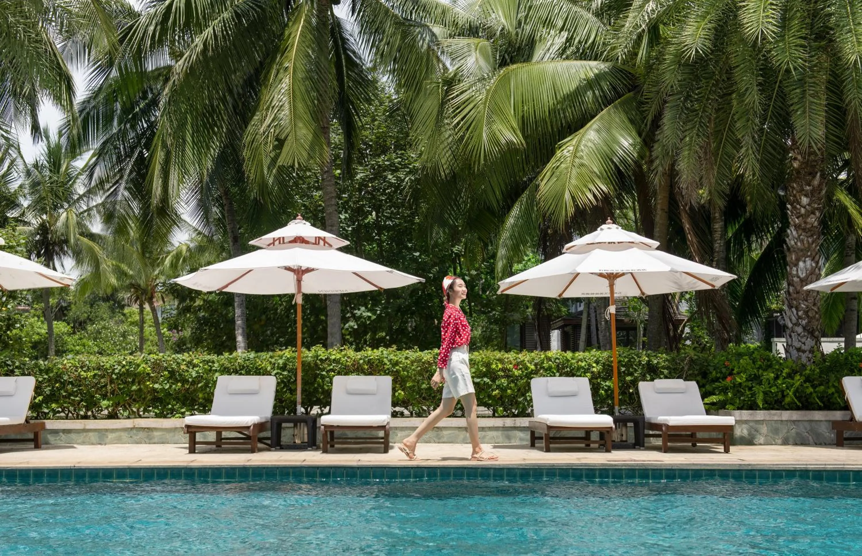 Swimming pool in Le Méridien Shimei Bay Beach Resort & Spa