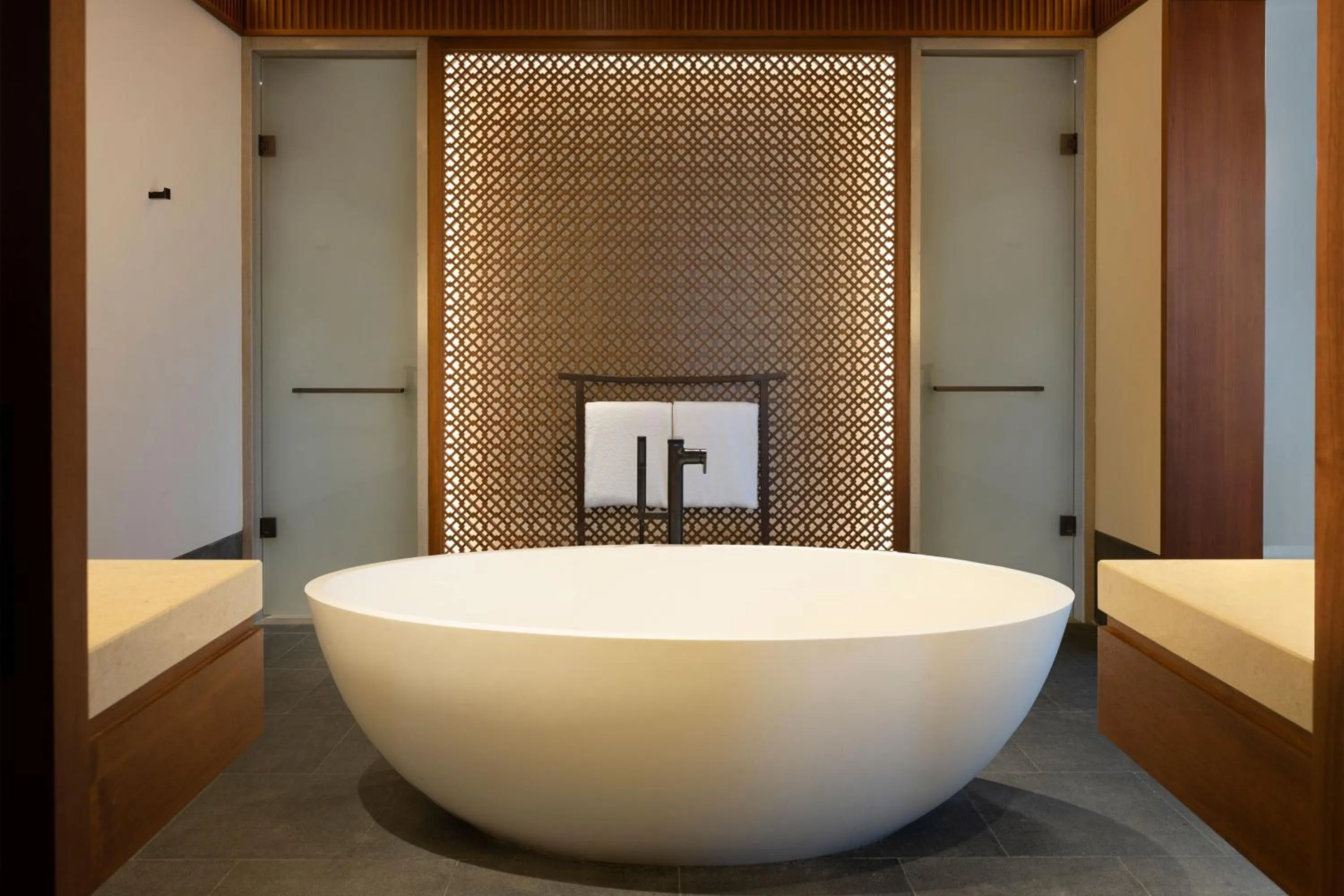 Bathroom in Le Méridien Shimei Bay Beach Resort & Spa