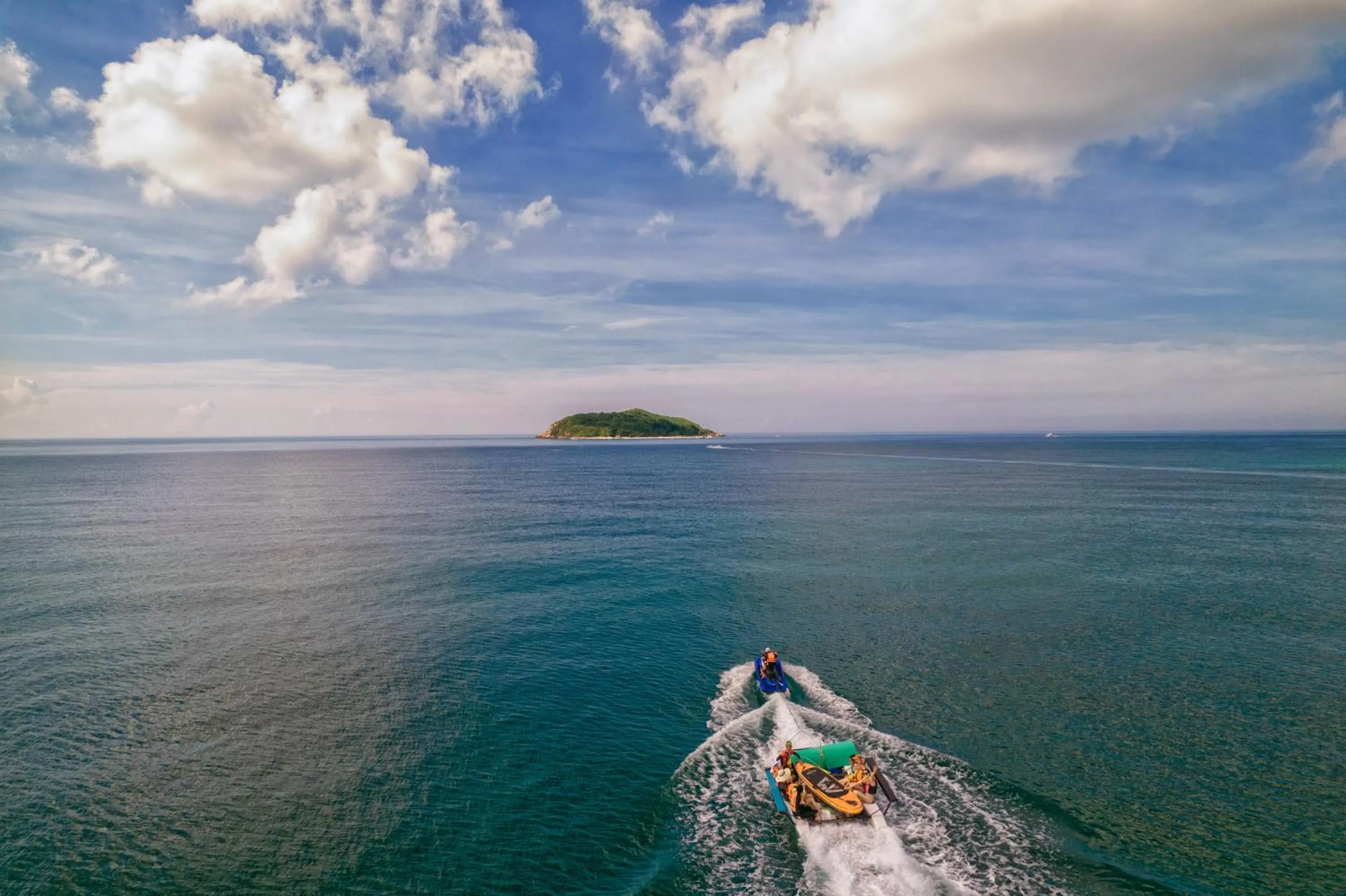 Activities in Le Méridien Shimei Bay Beach Resort & Spa