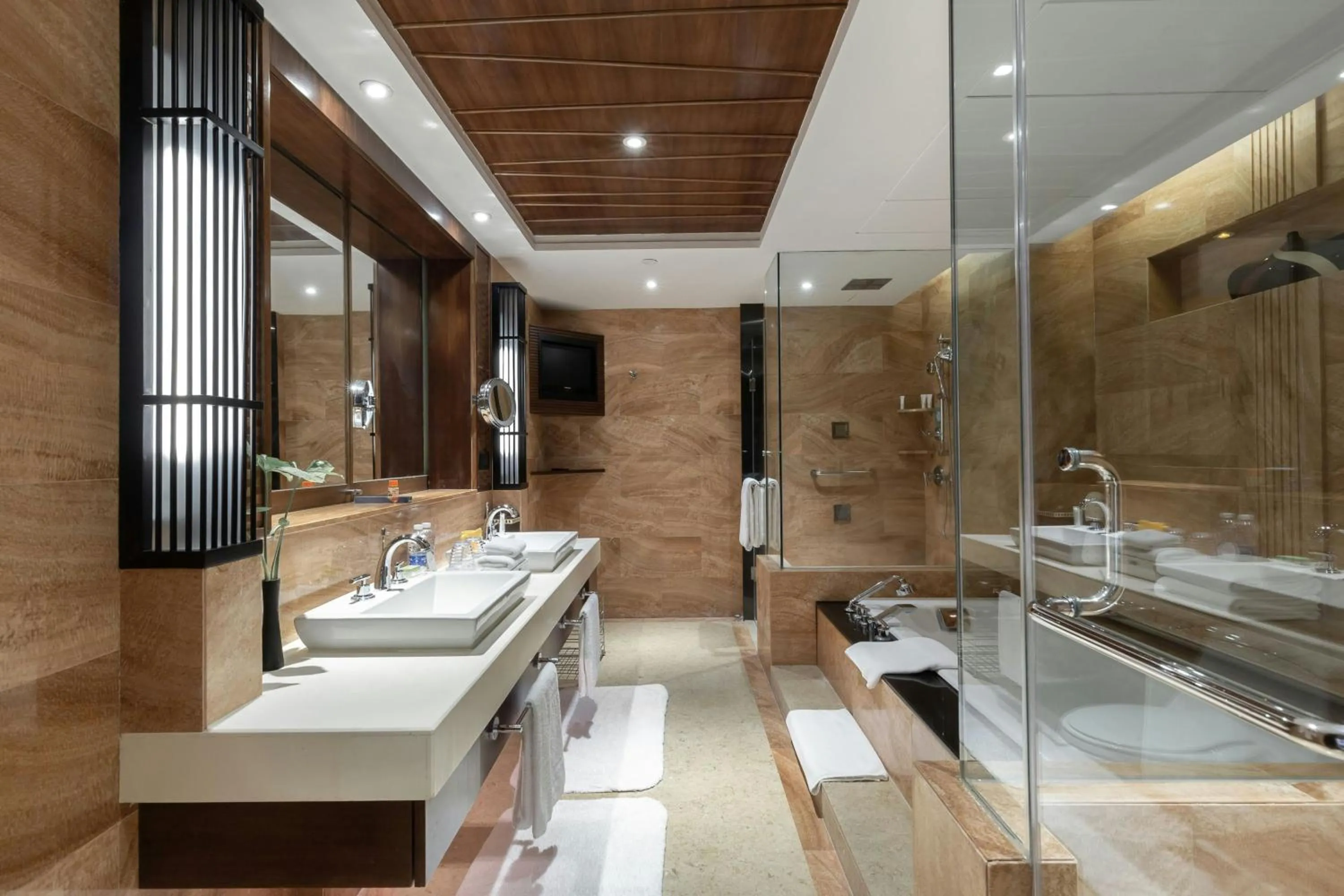 Bathroom in Le Méridien Shimei Bay Beach Resort & Spa