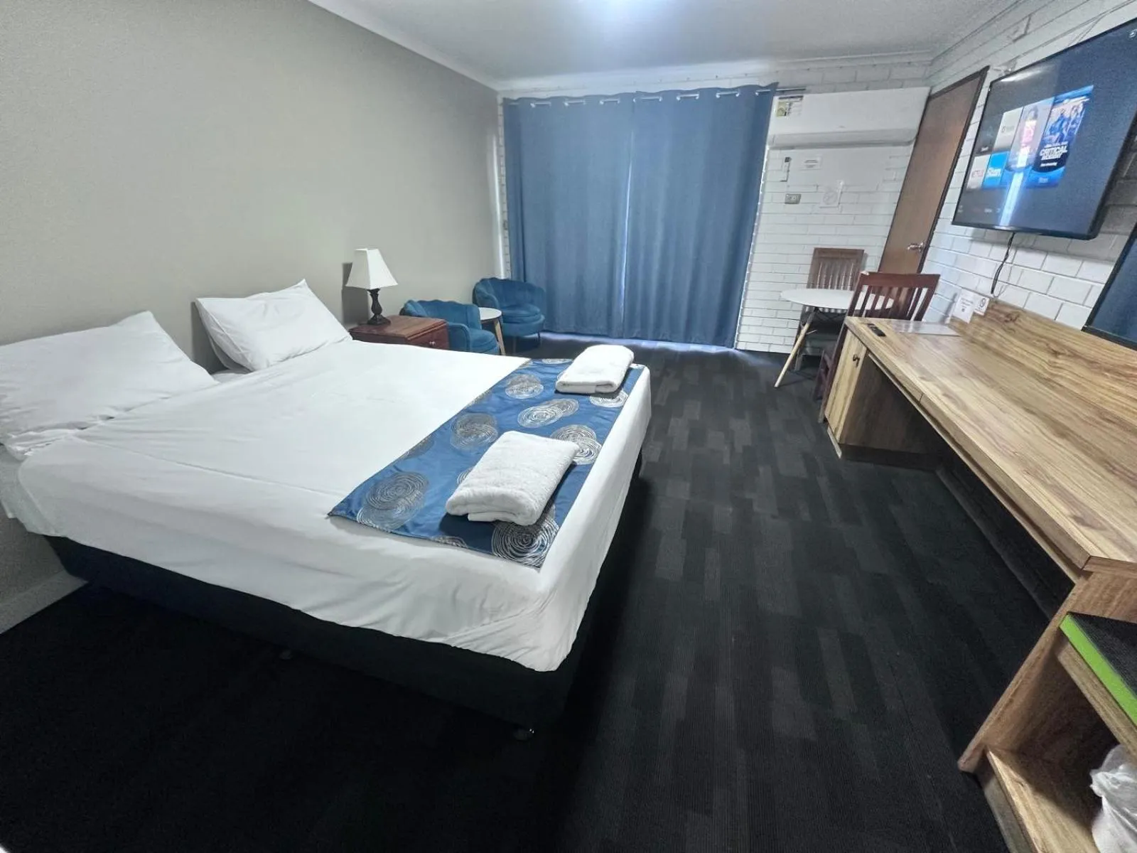 Bedroom, Bed in Albury Garden Court Motel