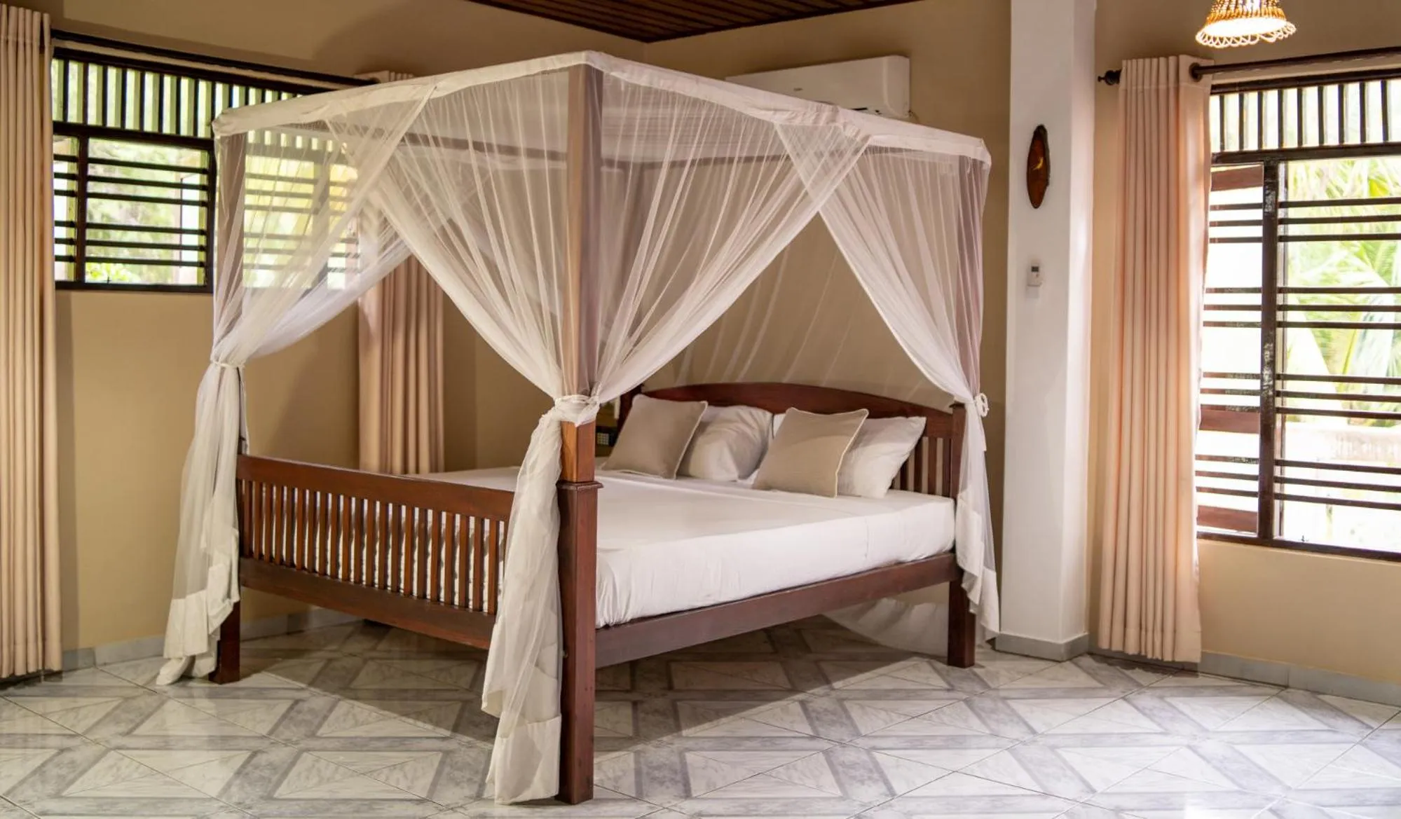 Bedroom, Bed in Villa Balapitiya Beach