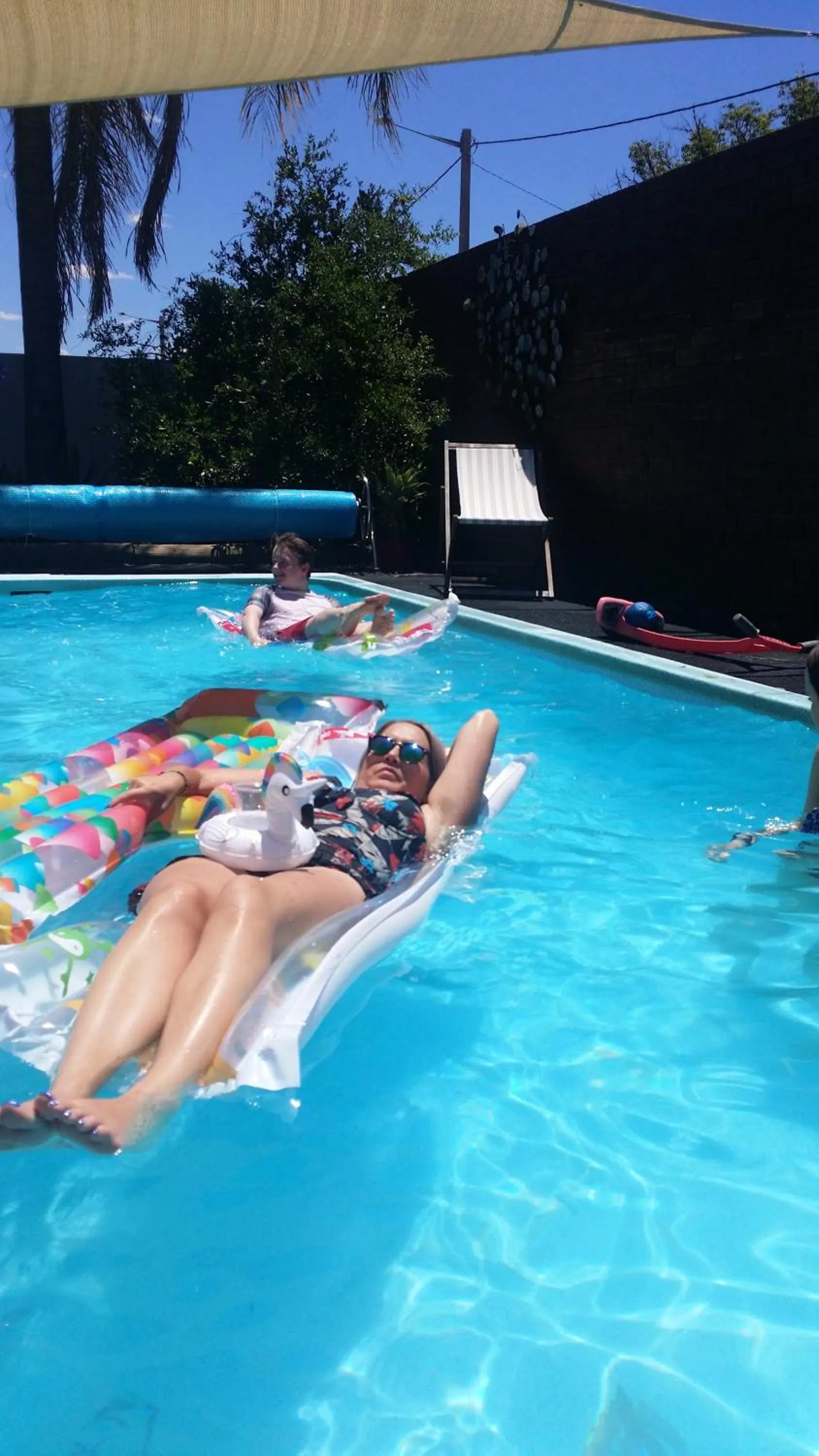 Swimming pool in Bidgee Motor Inn