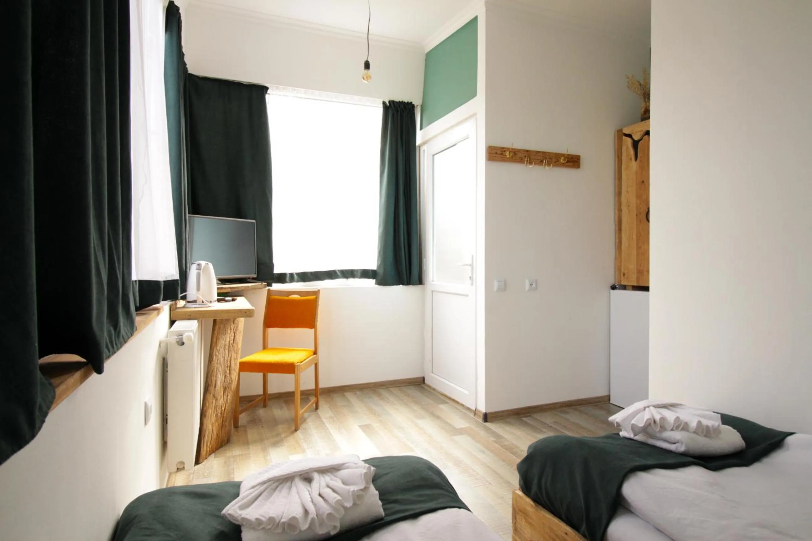 Decorative detail, Bed in Insomnia