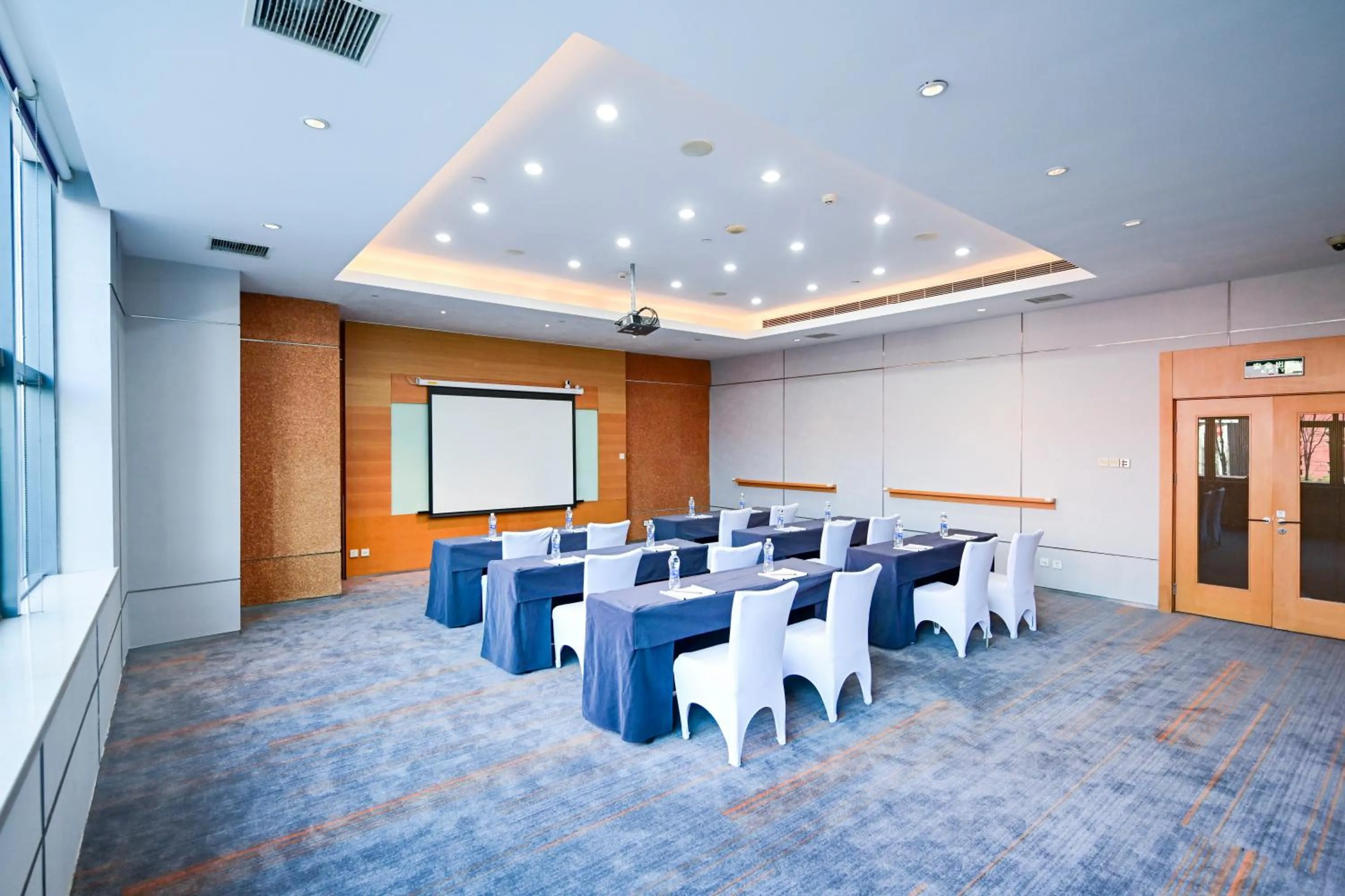 Meeting/conference room in Aloft Beijing, Haidian