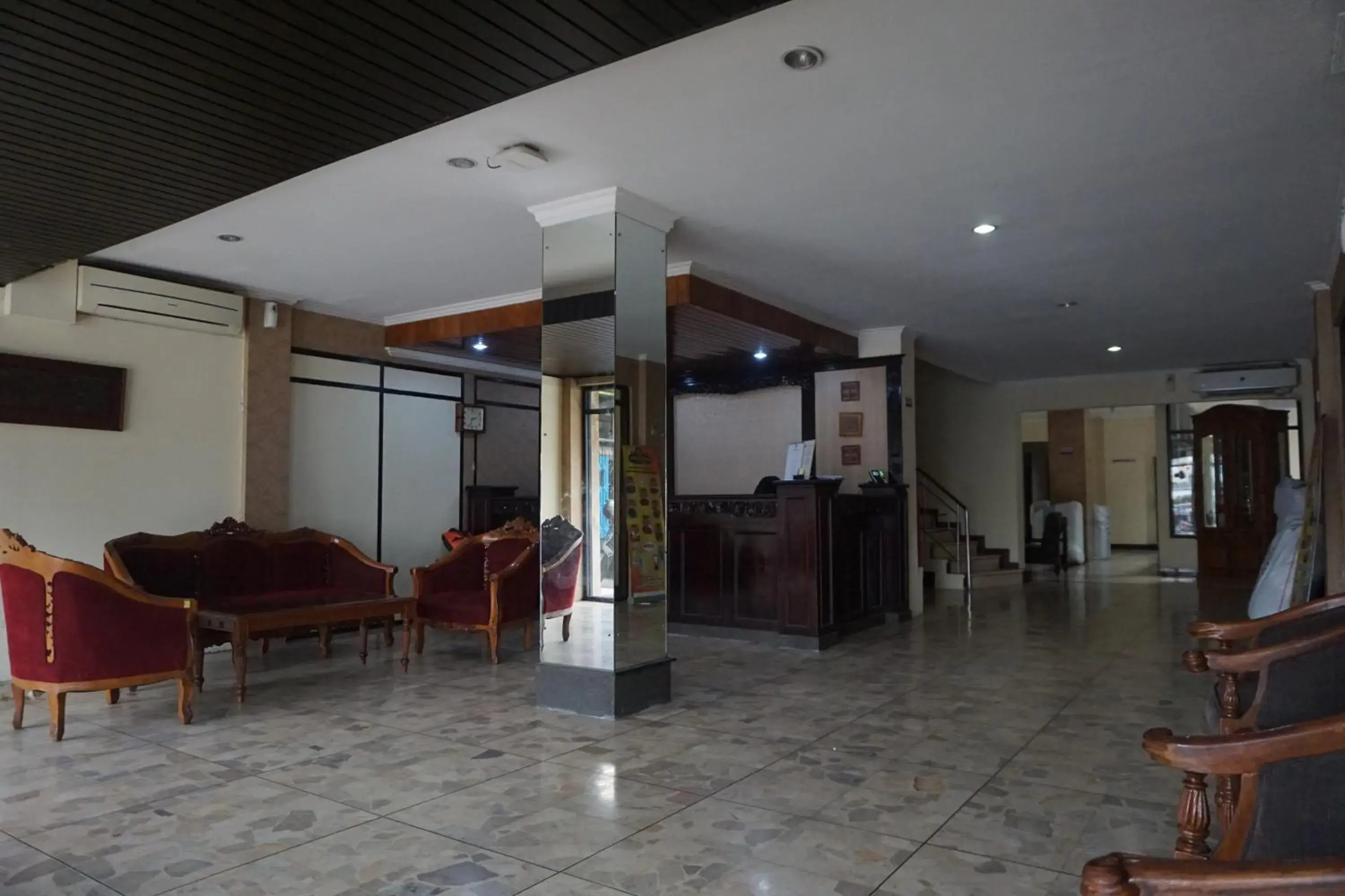 Lobby or reception in Hotel Nusantara Indah Syariah Lobby or reception in Hotel Nusantara Indah Syariah