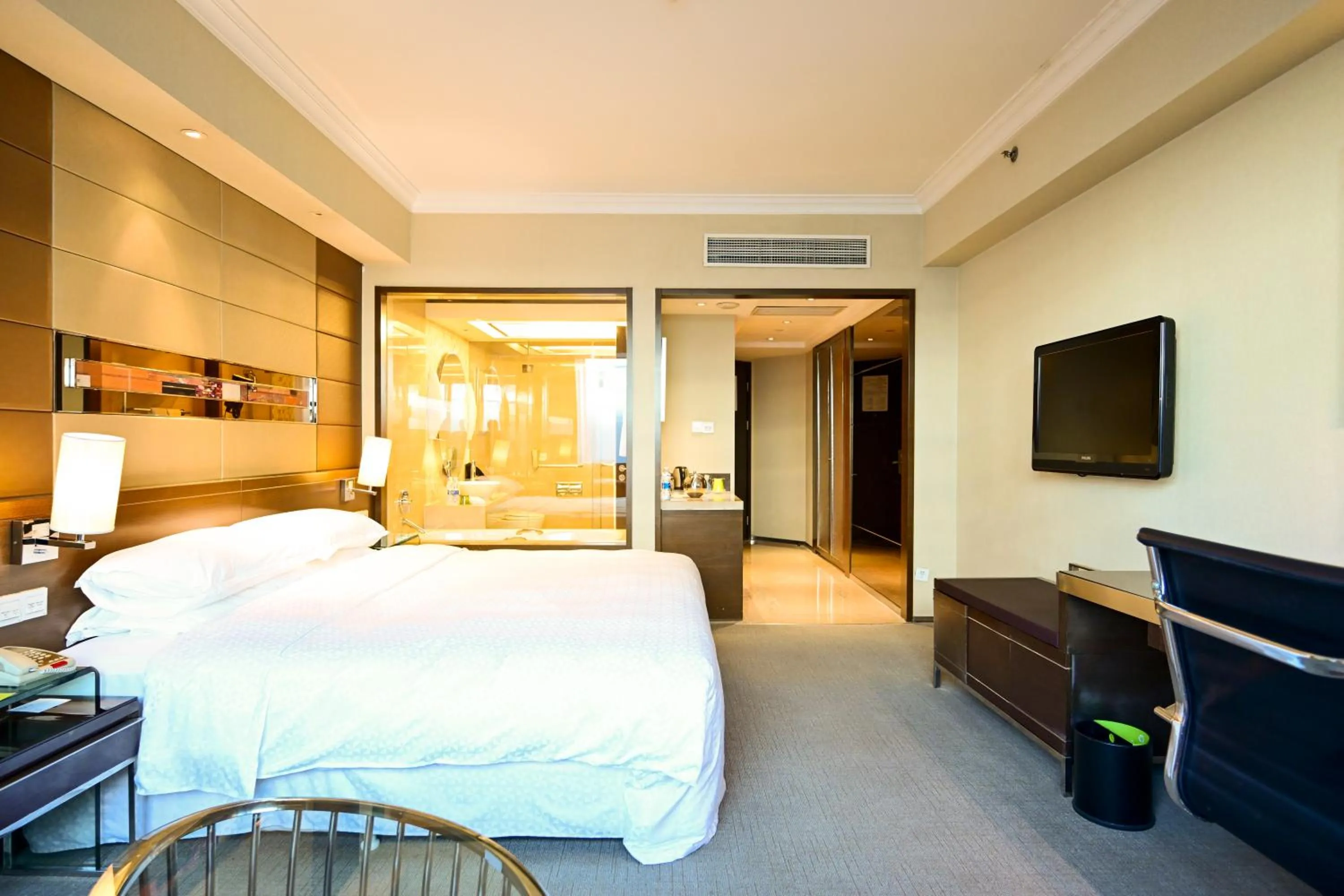 Bed in Four Points By Sheraton Beijing, Haidian