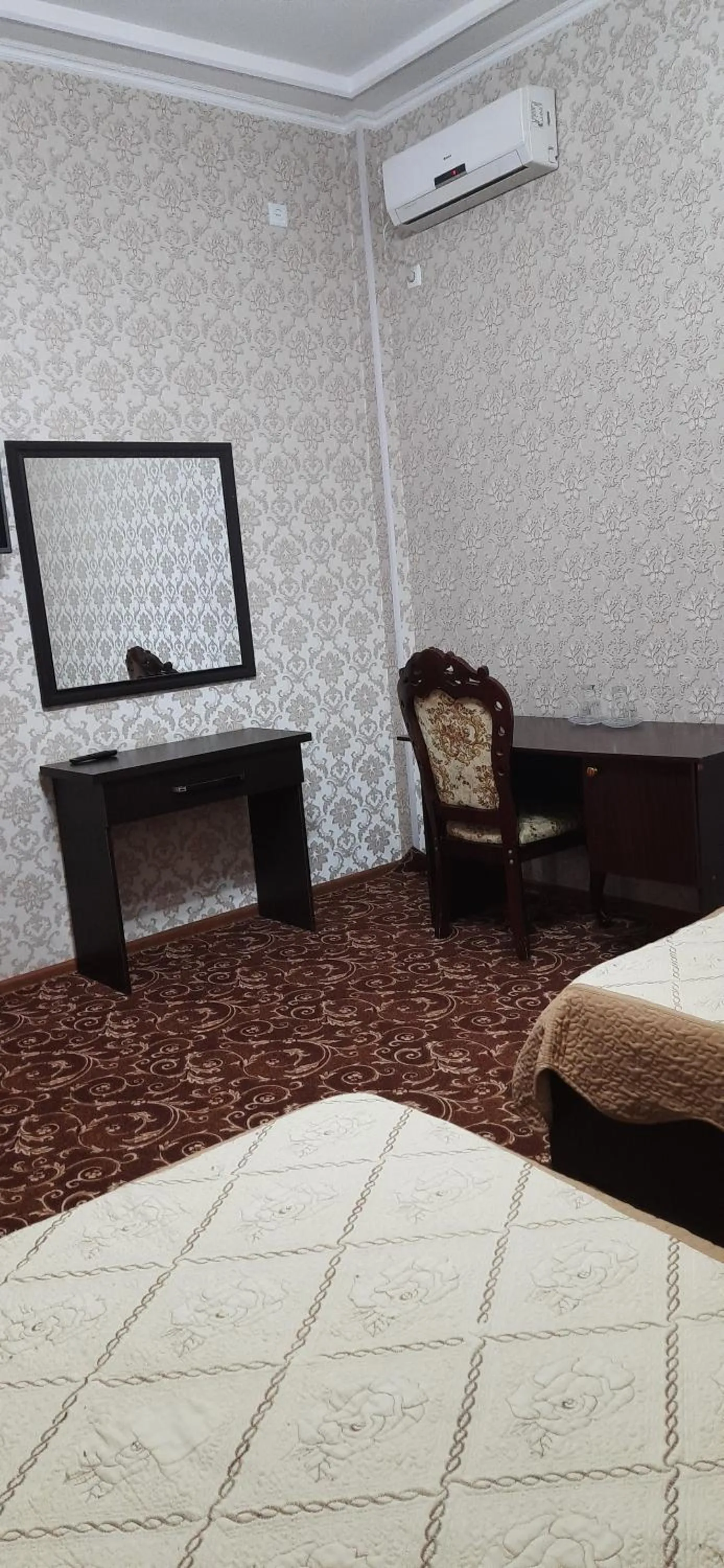 Twin Room - Disability Access in Hotel SUGD & Guest House